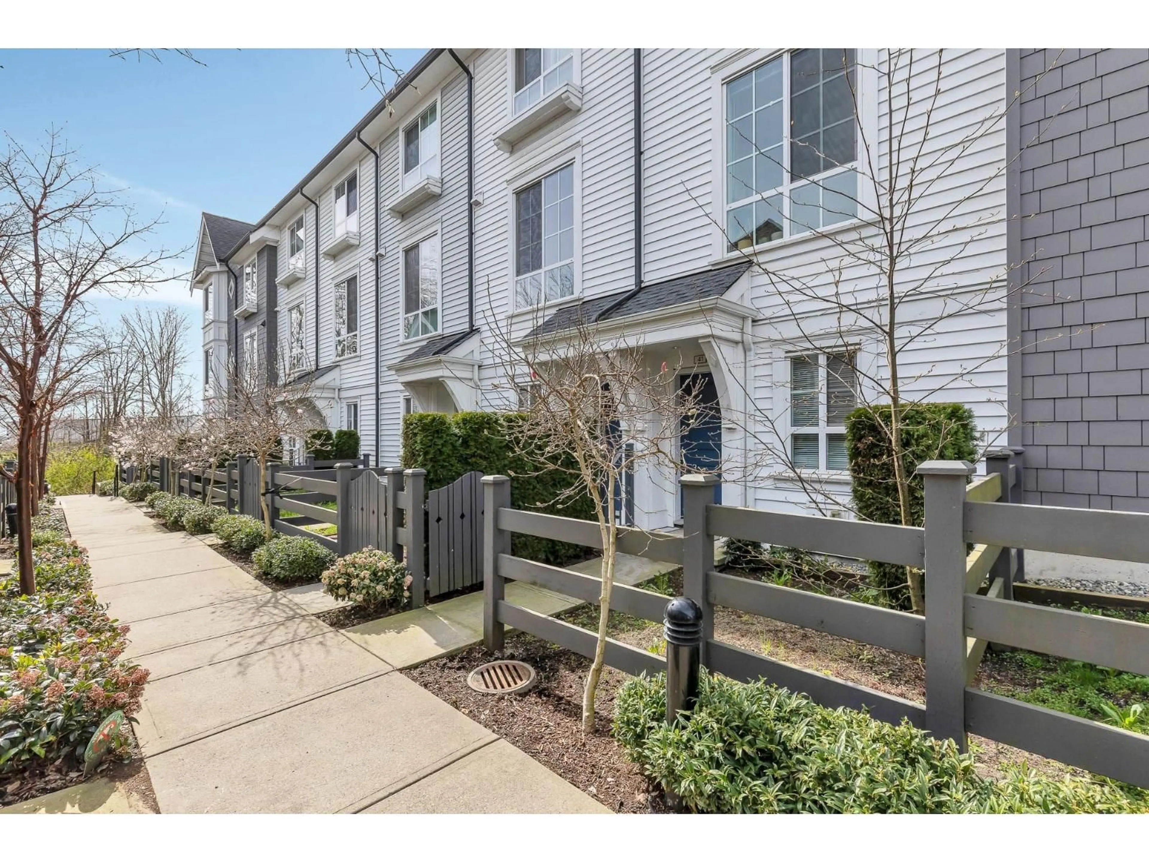 Unknown for 41 - 2838 LIVINGSTONE AVENUE, Abbotsford British Columbia V2T0J1