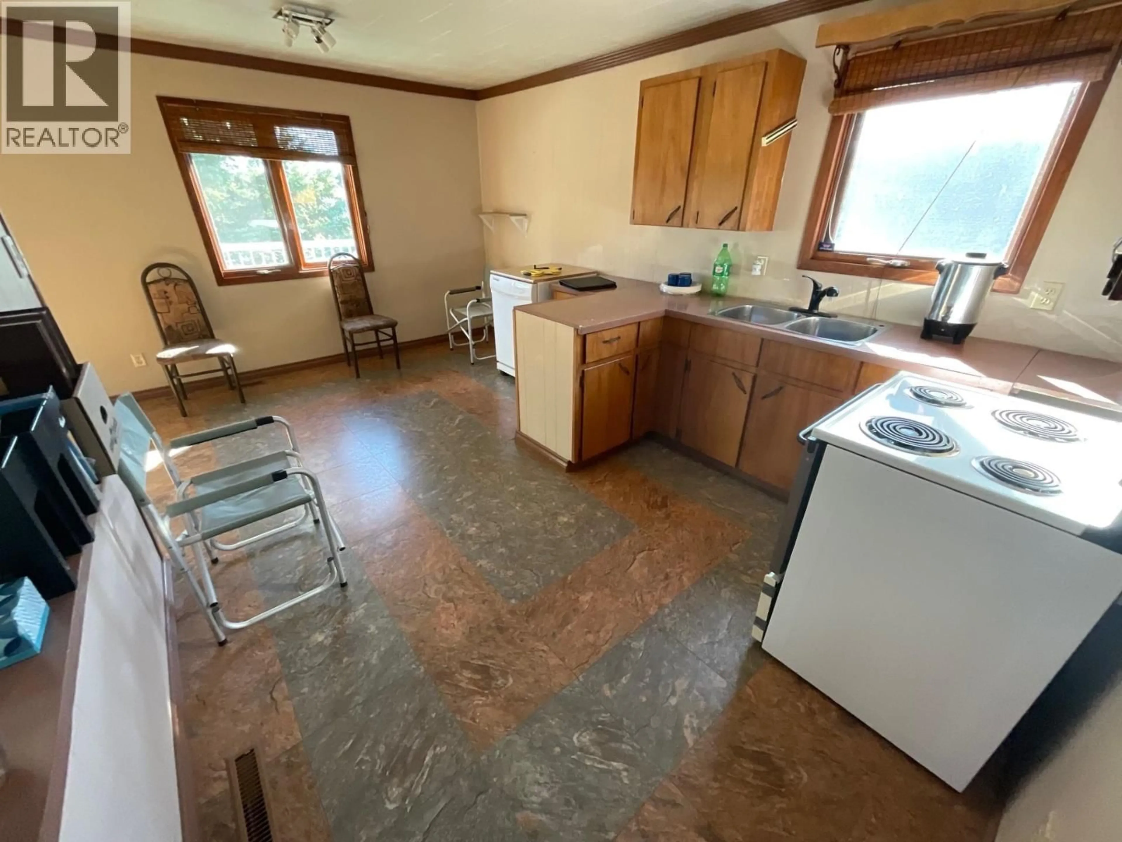 Standard kitchen, unknown for 13235 LAKESHORE DRIVE, Charlie Lake British Columbia V1J8G1