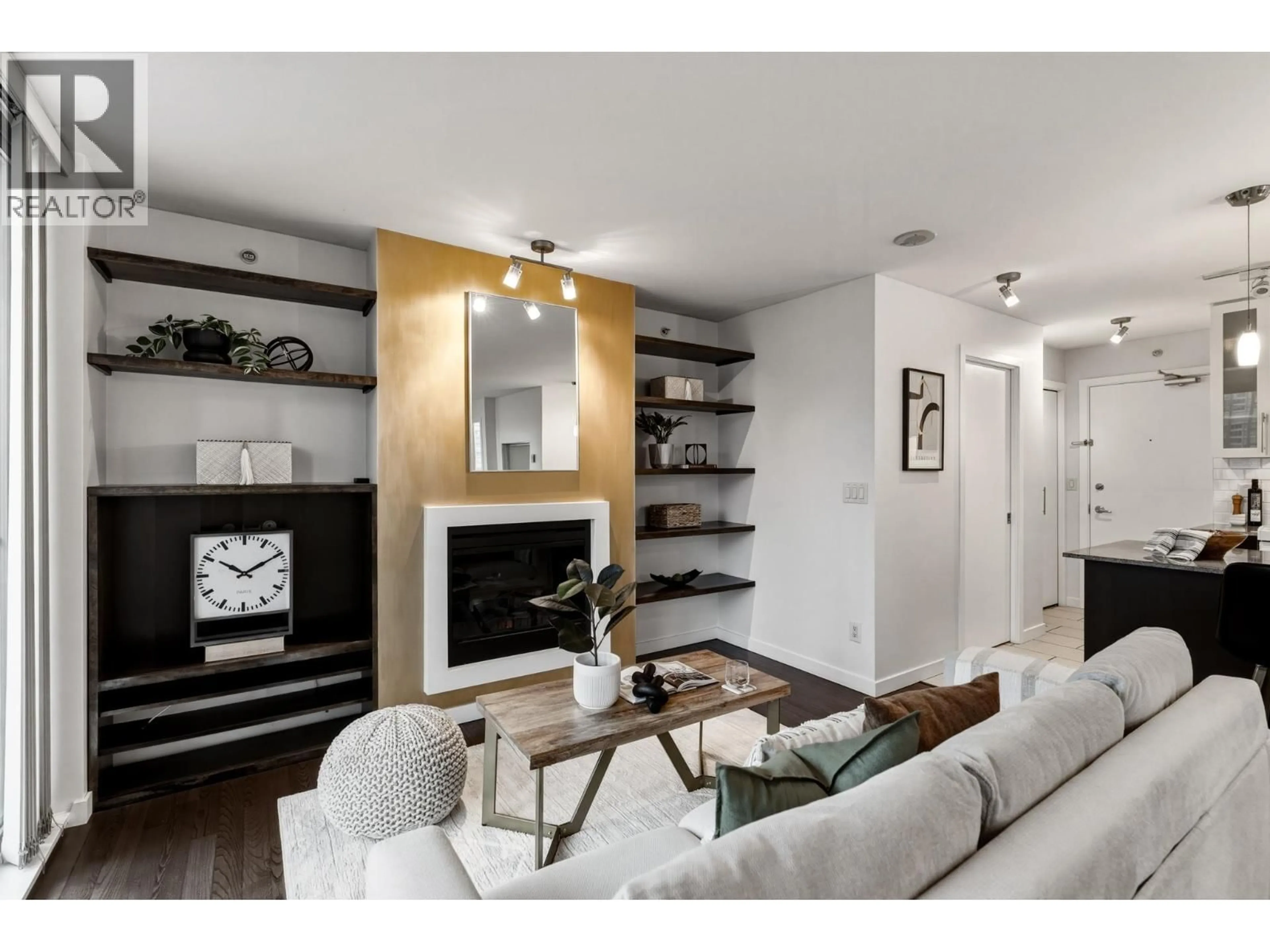 Living room with furniture, unknown for 1102 - 1225 RICHARDS STREET, Vancouver British Columbia V6B1E6