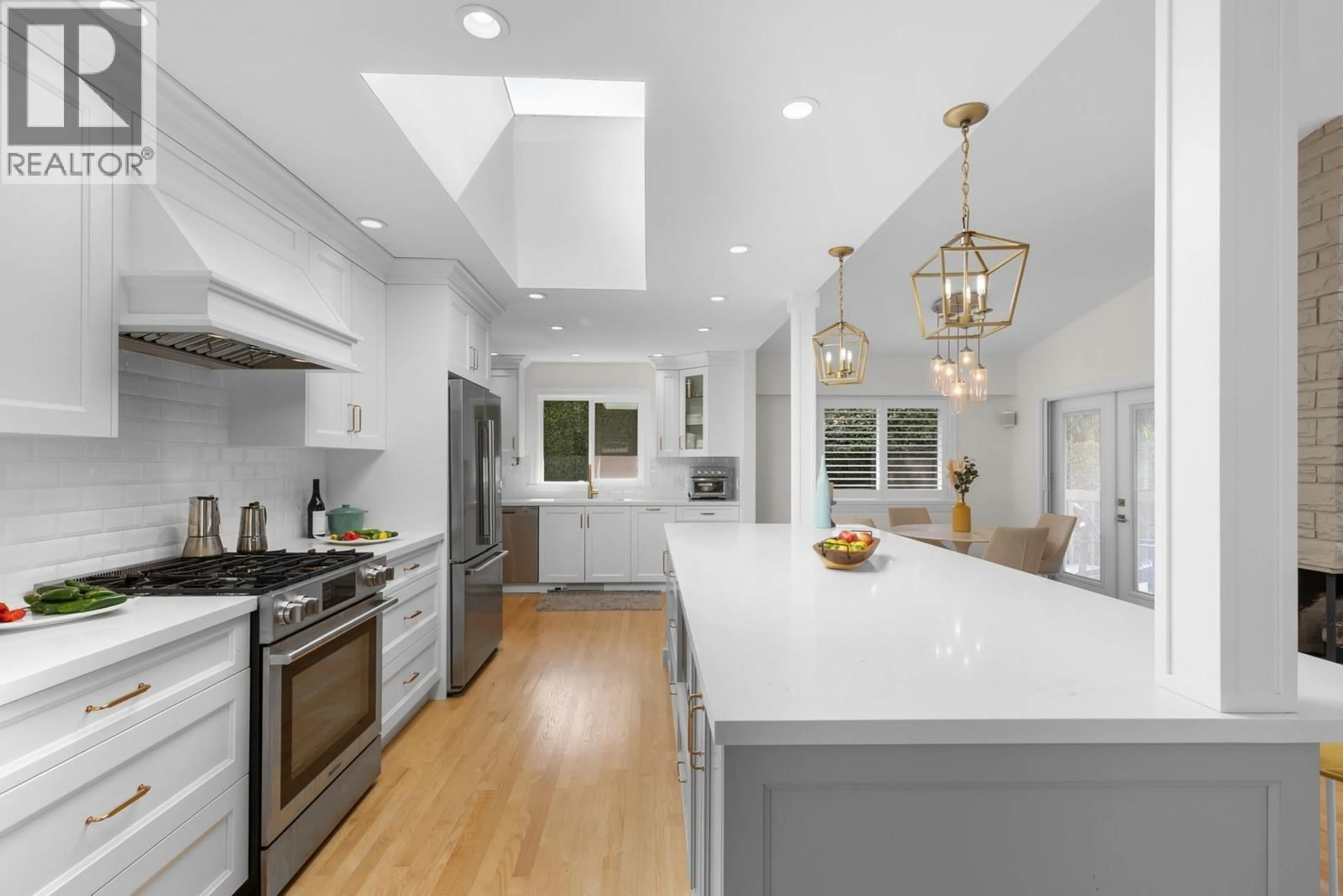 Open concept kitchen, ceramic/tile floor for 4975 WEAVER DRIVE, Delta British Columbia V4M1R5