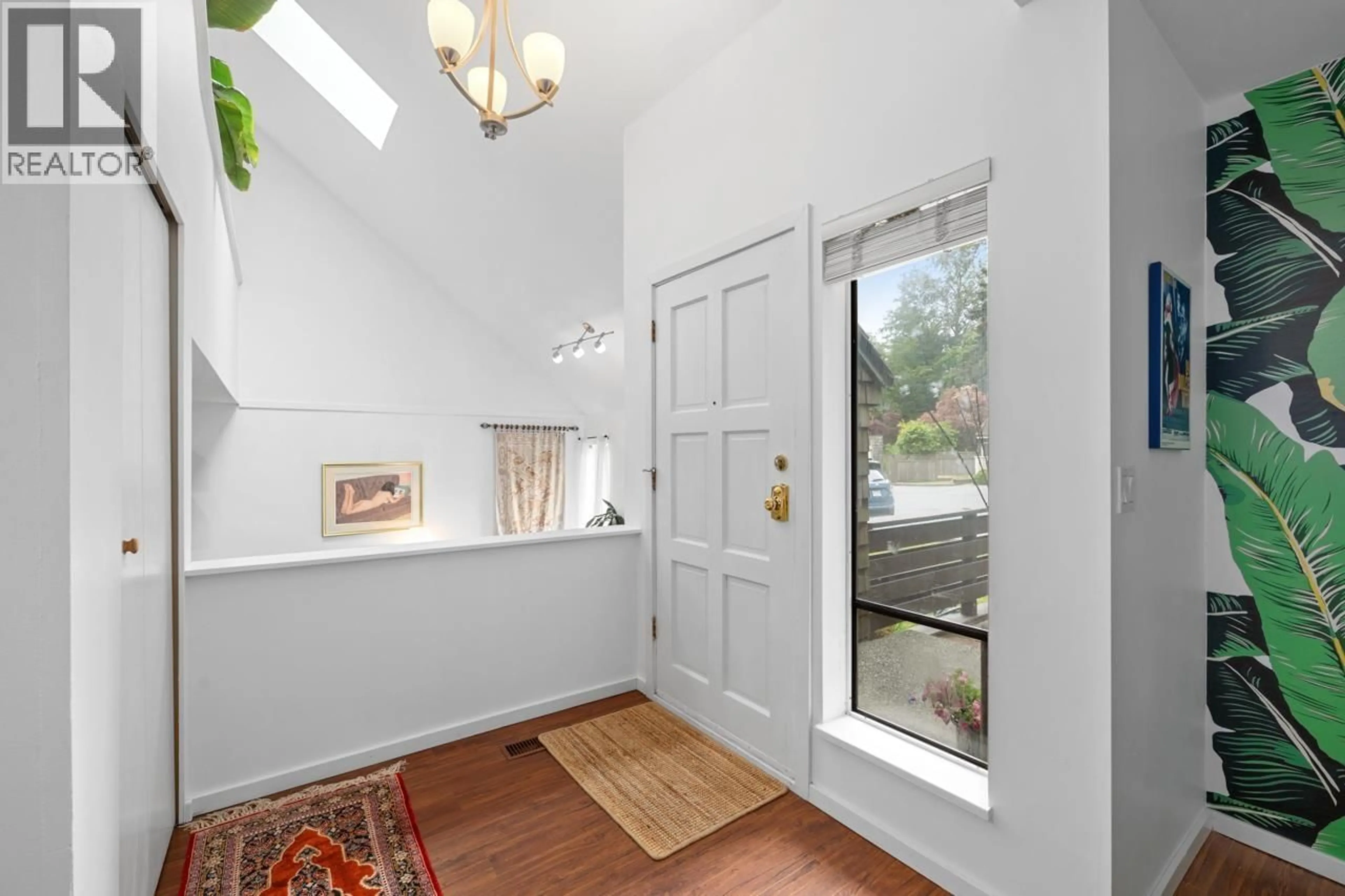 Indoor entryway for 7860 MARCHWOOD PLACE, Vancouver British Columbia V5S4A6