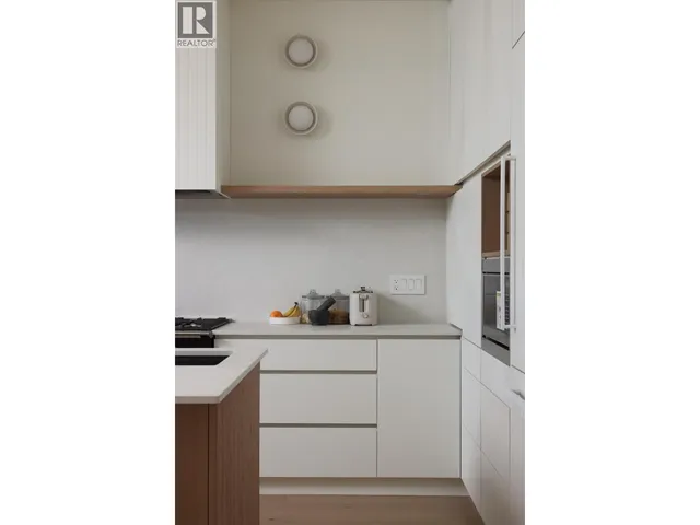 5319 ELGIN STREET, Vancouver 5