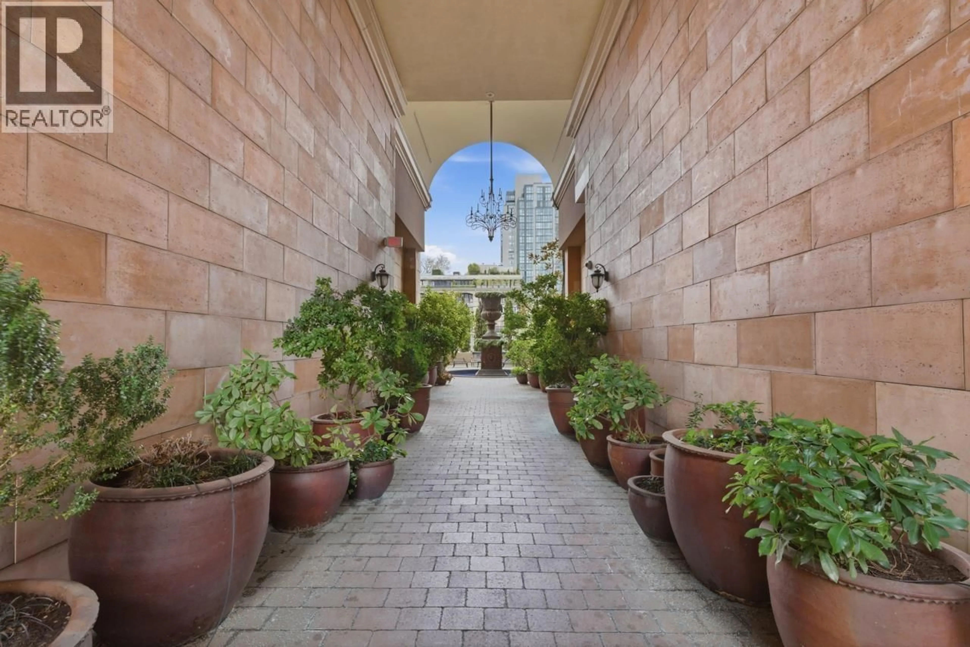 Patio, street for 1102 - 1280 RICHARDS STREET, Vancouver British Columbia V6B1S2