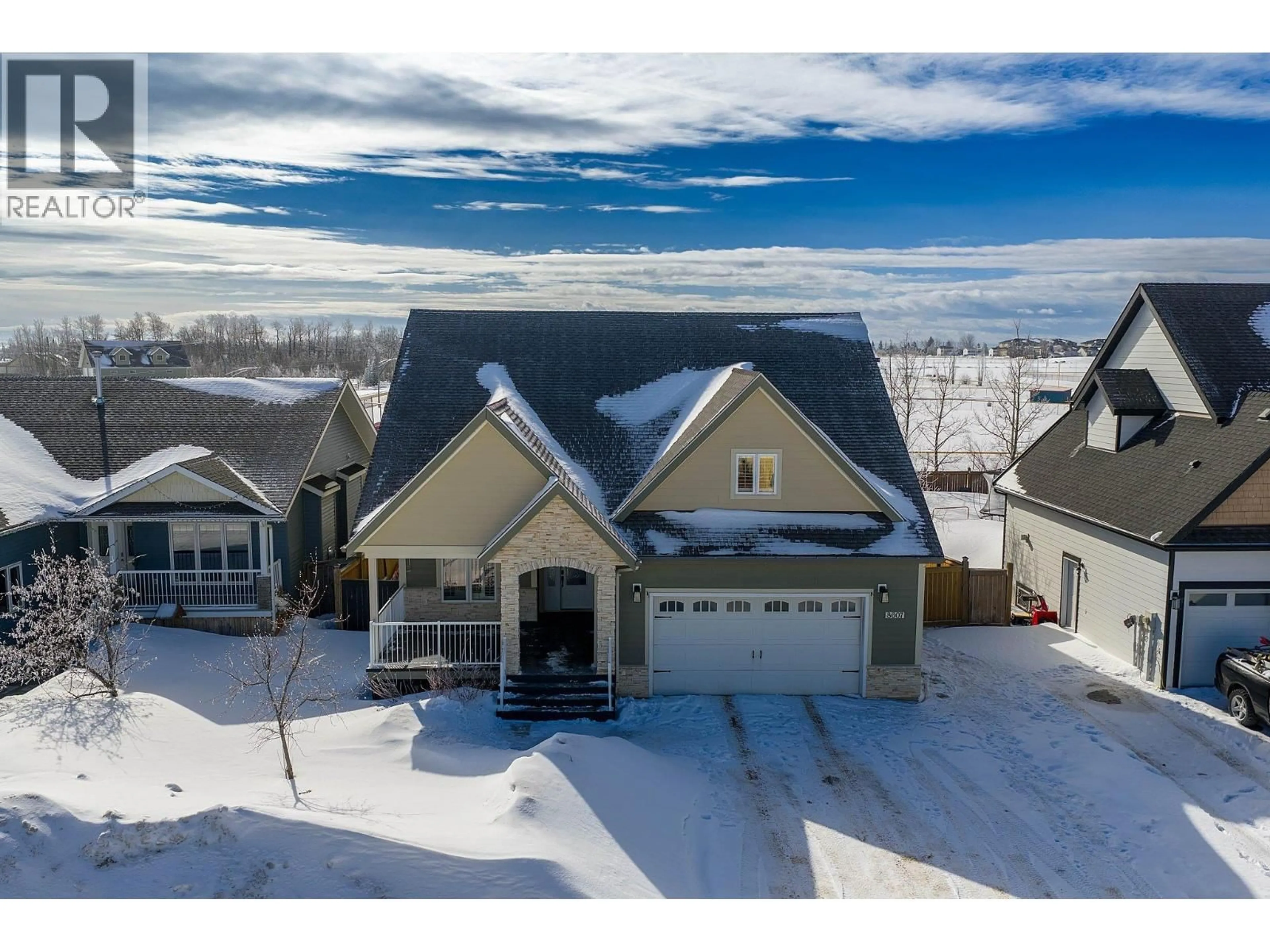 A pic from outside/outdoor area/front of a property/back of a property/a pic from drone, unknown for 8607 109 AVENUE, Fort St. John British Columbia V1J7E6