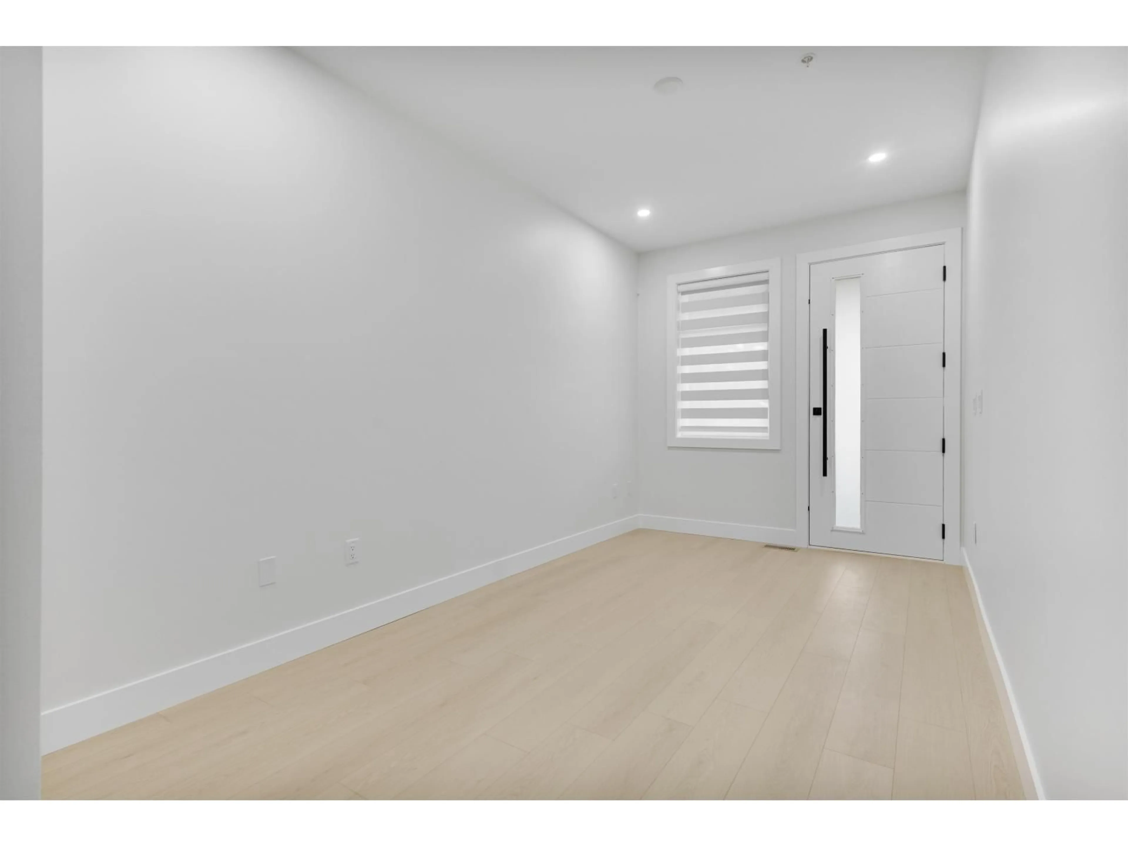 Unknown for 32504 HIGGINBOTTOM COURT, Mission British Columbia V2V2T7