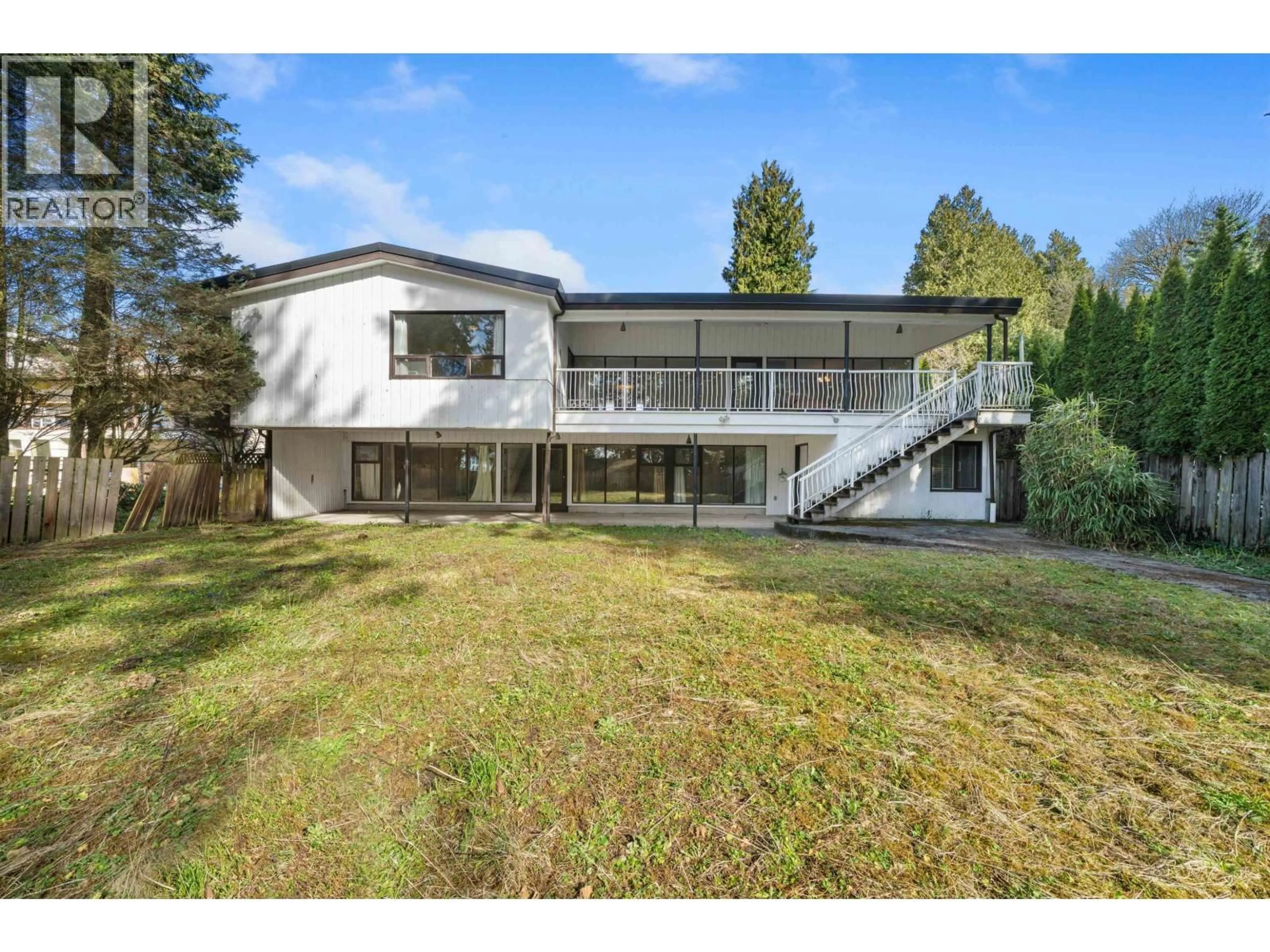 A pic from outside/outdoor area/front of a property/back of a property/a pic from drone, unknown for 4672 NEVILLE STREET, Burnaby British Columbia V5J2H1