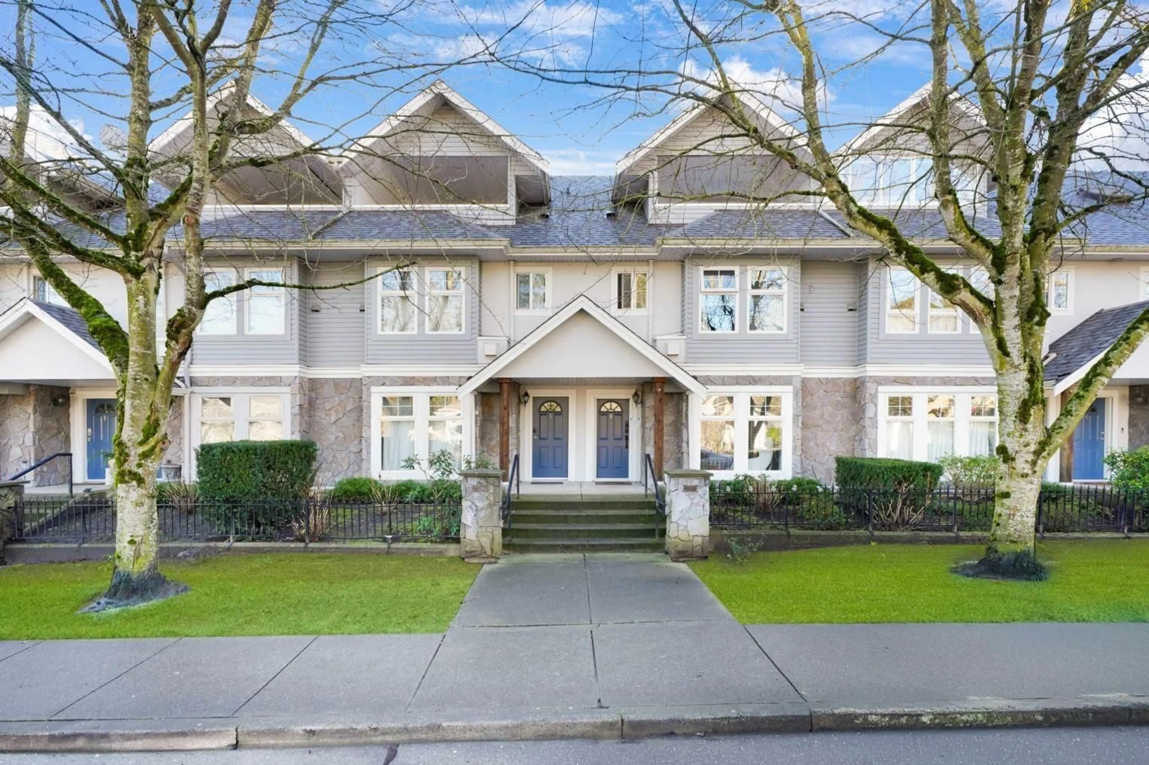 Unknown for 5 - 15432 16A AVENUE, Surrey British Columbia V4A1T3