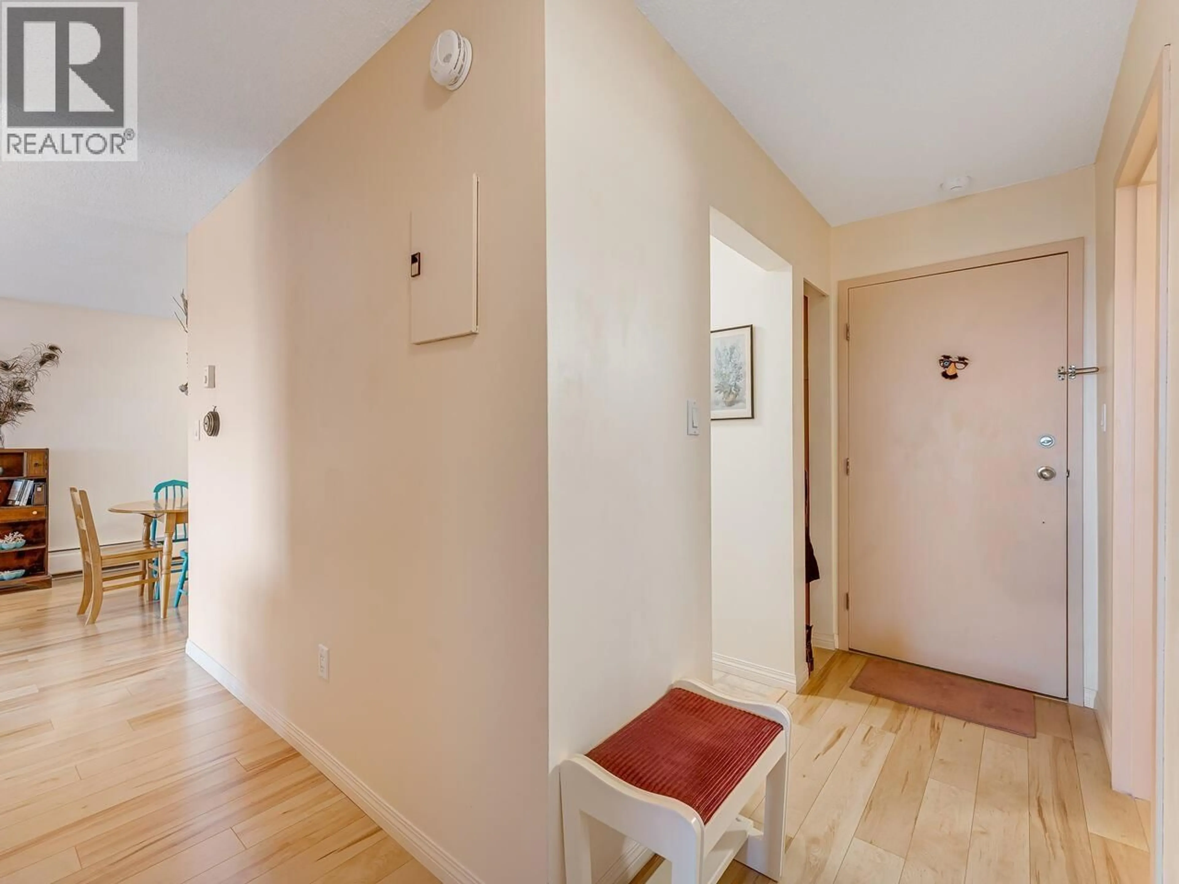 Unknown for 307 - 5340 HASTINGS STREET, Burnaby British Columbia V5B1R1