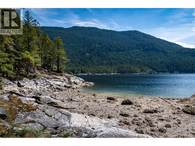 LOT D HARDY ISLAND, Pender Harbour 2