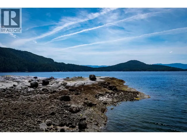 LOT D HARDY ISLAND, Pender Harbour 3