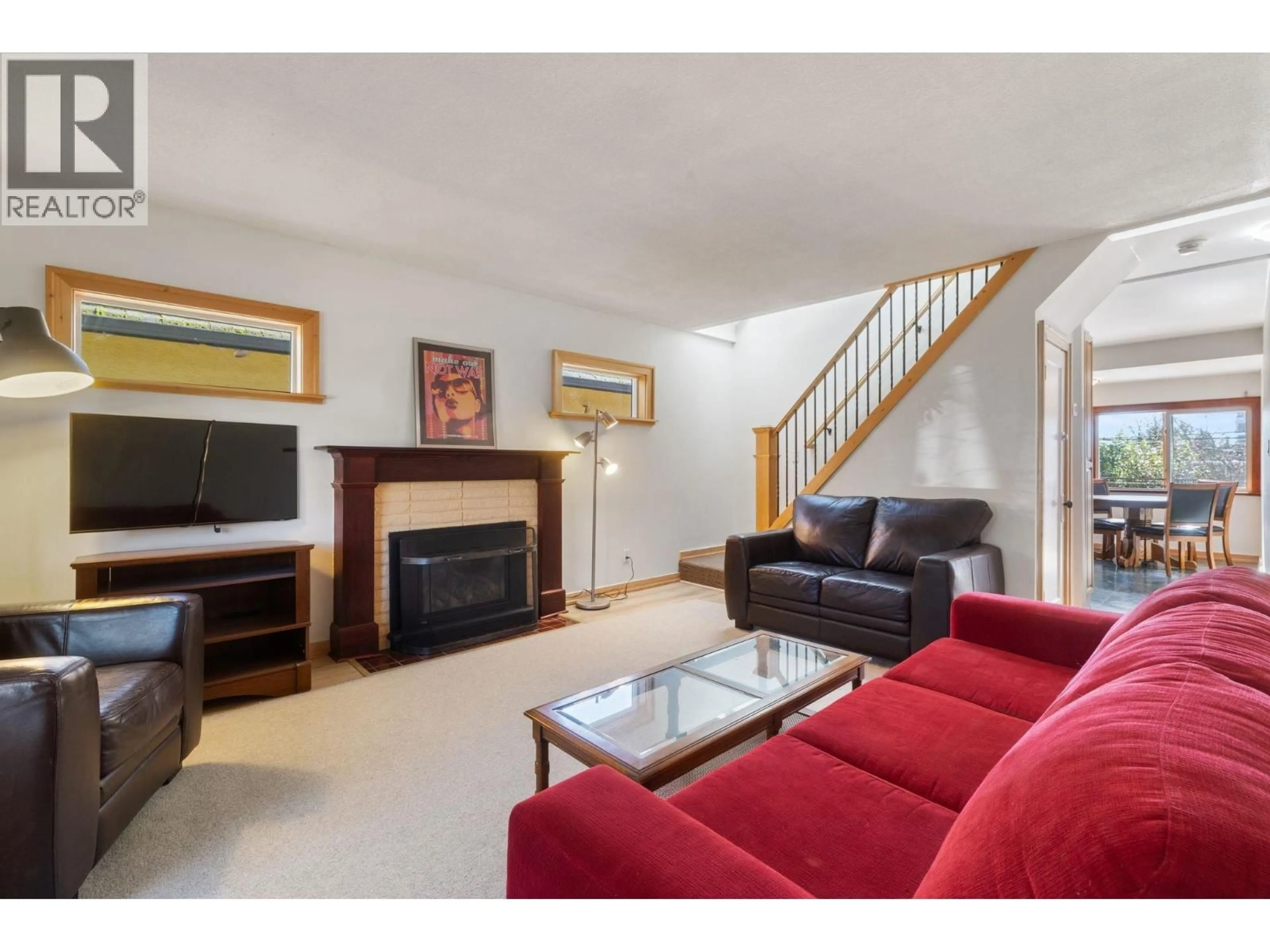 Living room with furniture, unknown for 2268 7TH AVENUE, Vancouver British Columbia V5N1S7