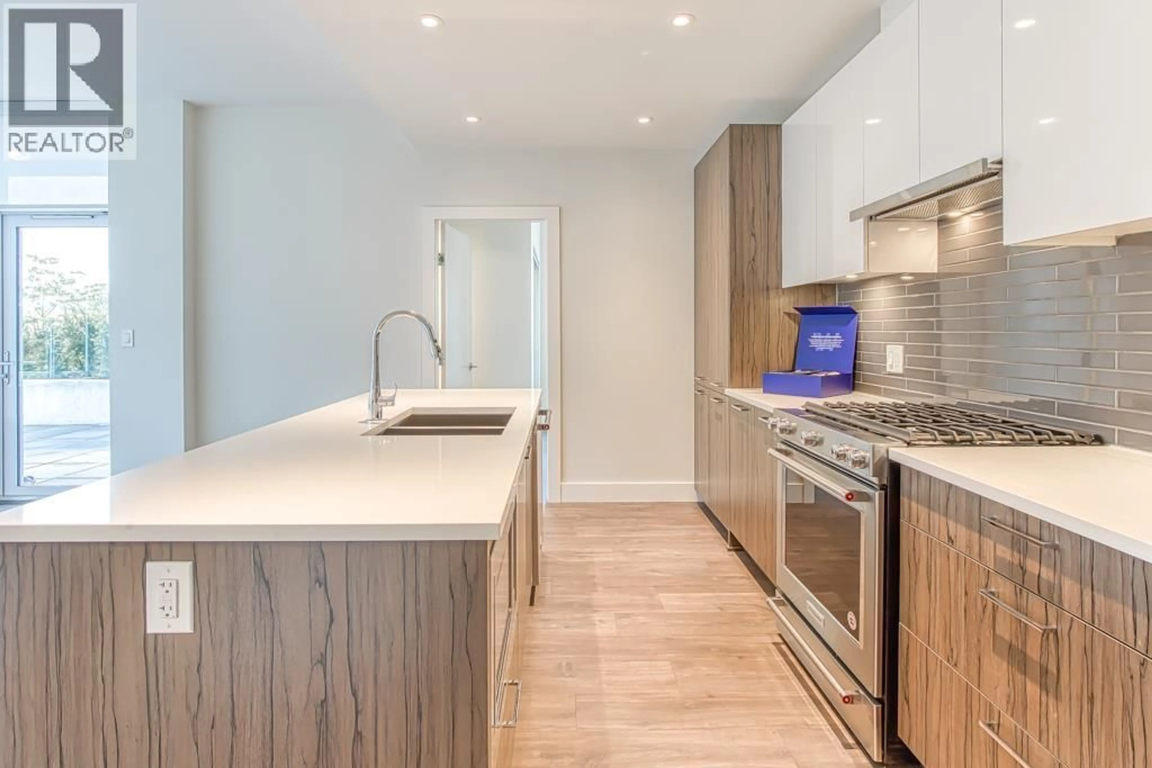 Unknown for 107 - 258 NELSON'S COURT, New Westminster British Columbia V3L0J9