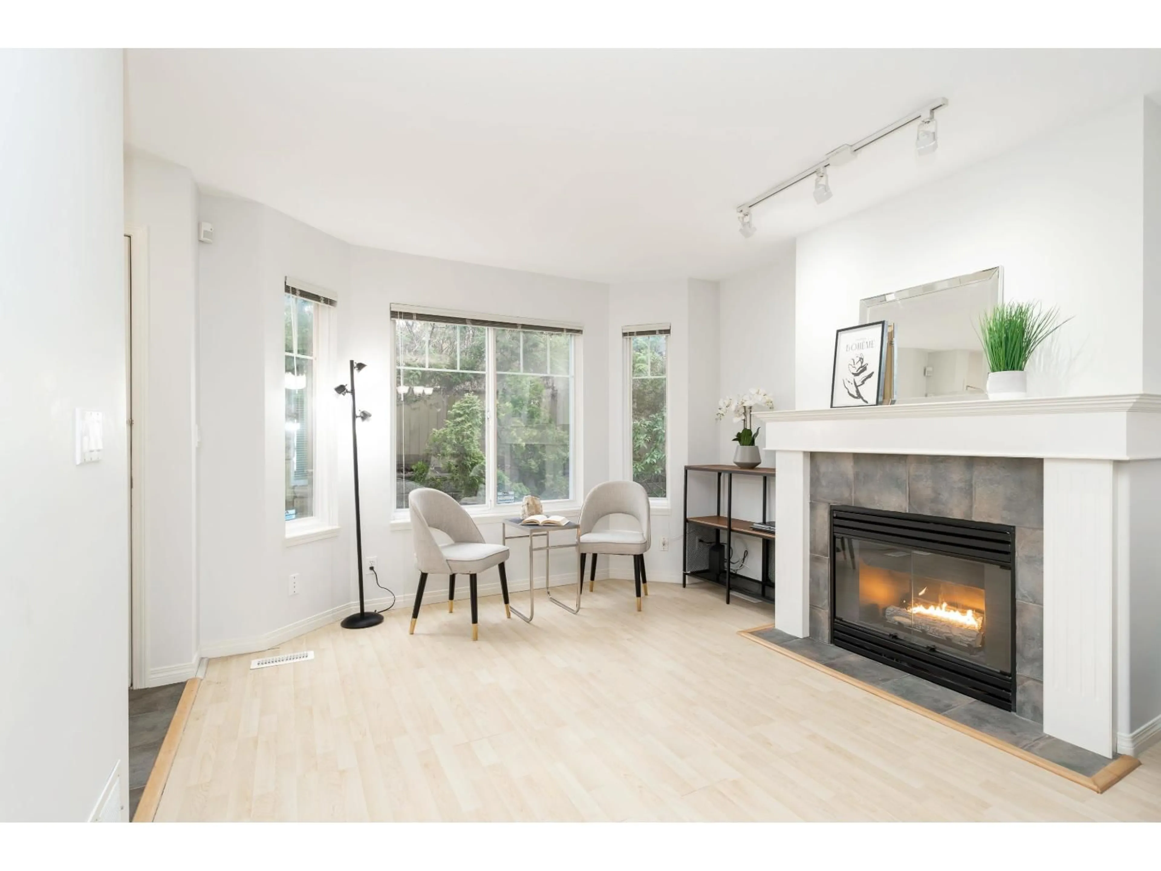 Unknown for 34 - 8888 151 STREET, Surrey British Columbia V3R0Z9