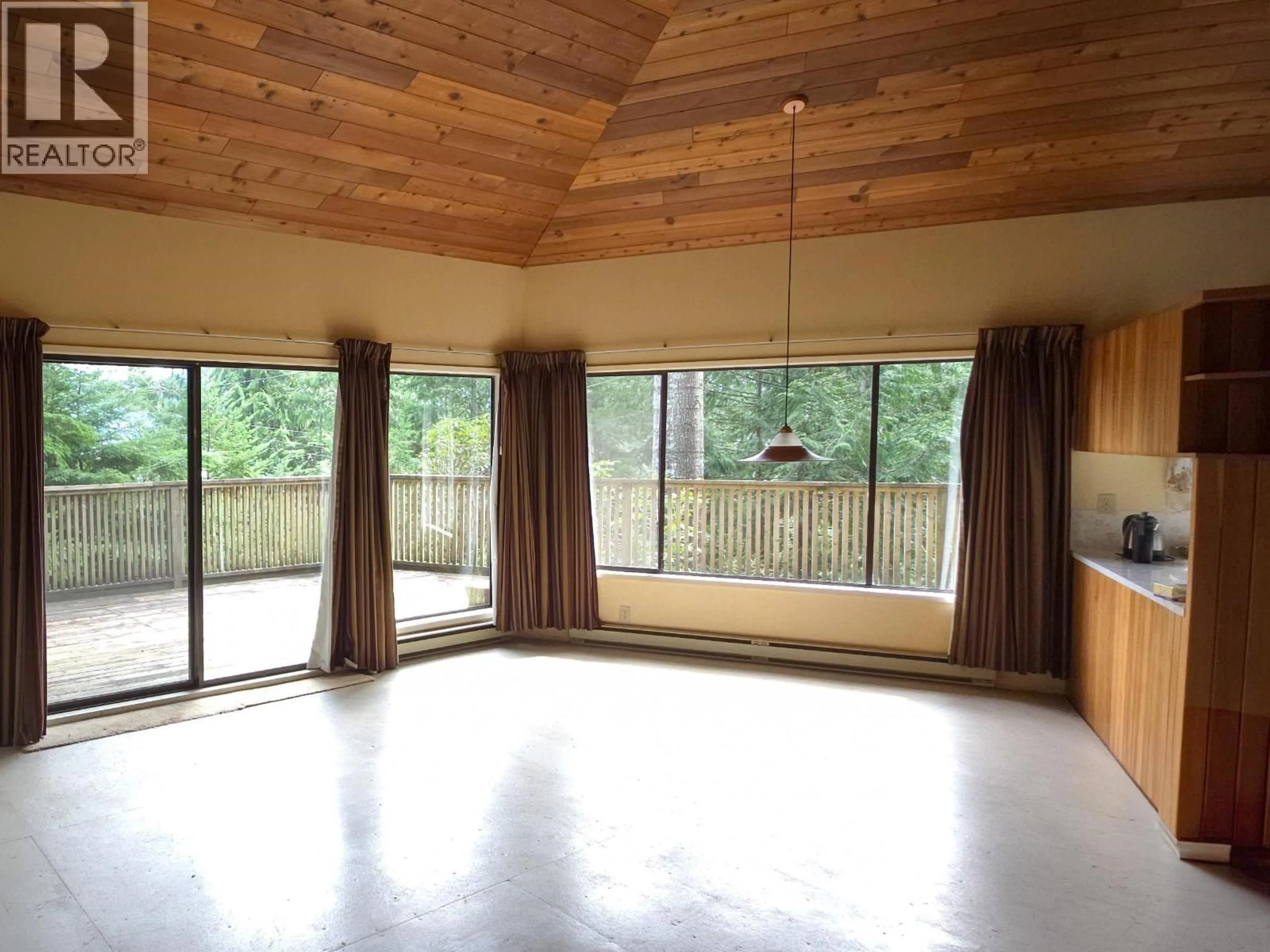 A pic of a room for 427 COLLINGWOOD ROAD, Keats Island British Columbia V0N1V0