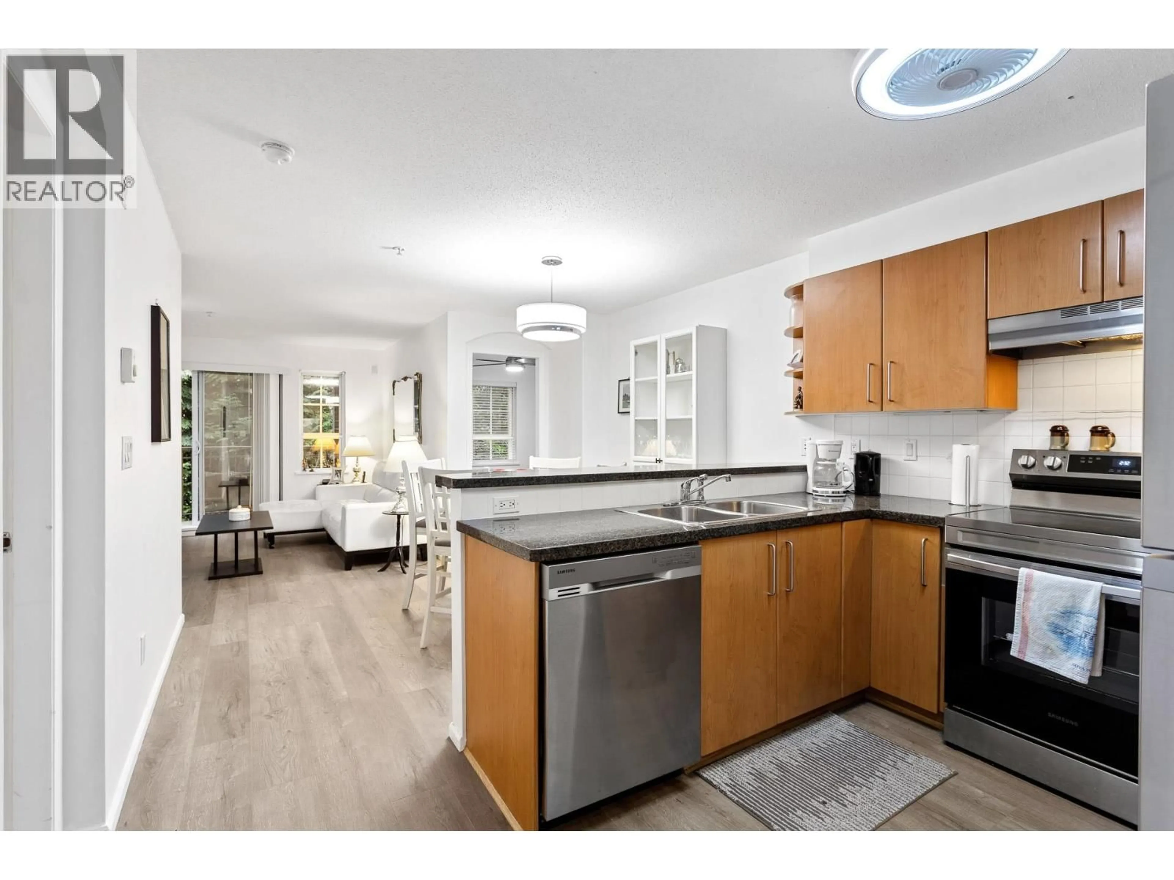 Open concept kitchen, unknown for 313 - 3388 MORREY COURT, Burnaby British Columbia V3J7Y5