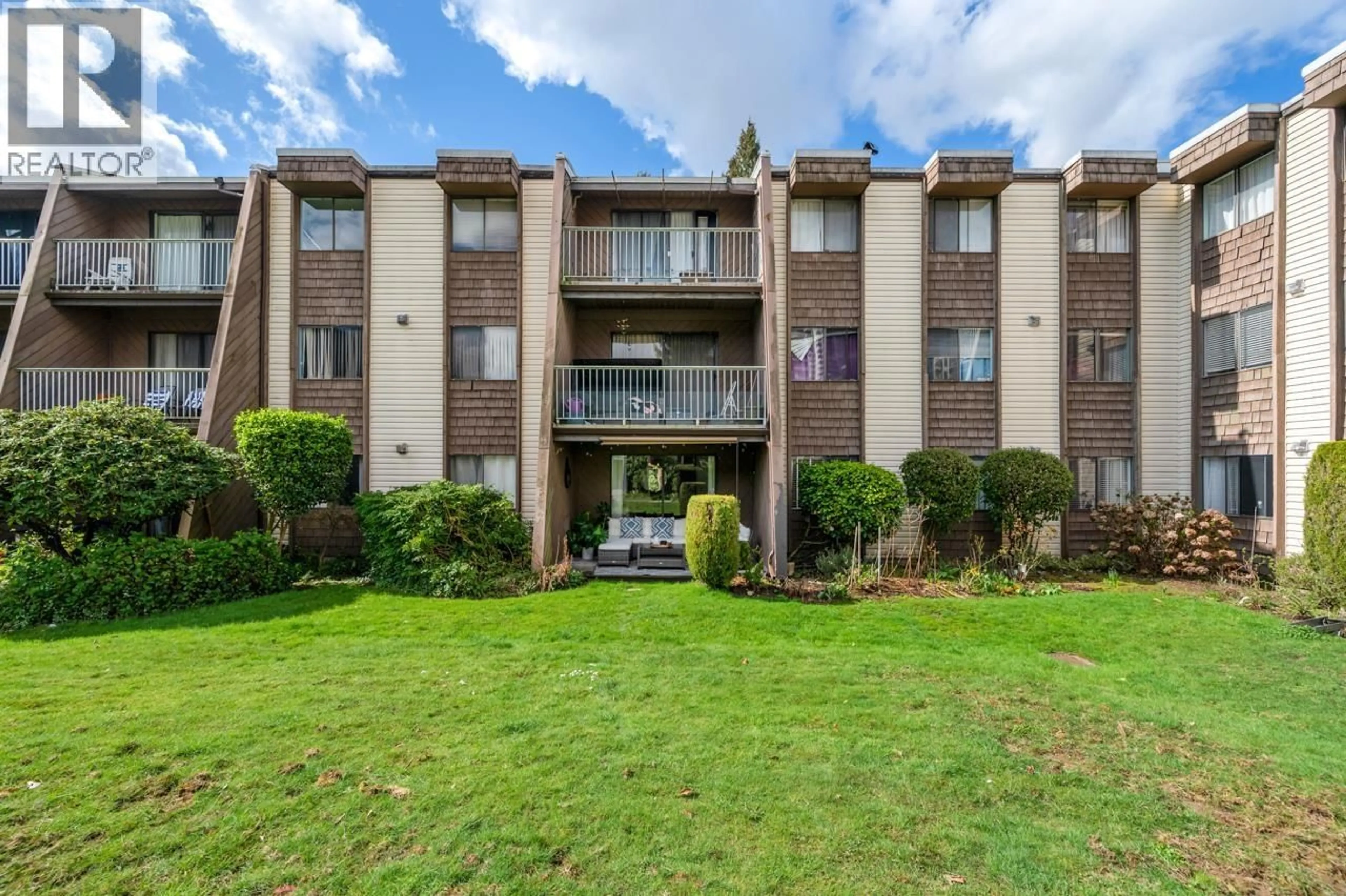 Unknown for 119 - 3911 CARRIGAN COURT, Burnaby British Columbia V3N4J7