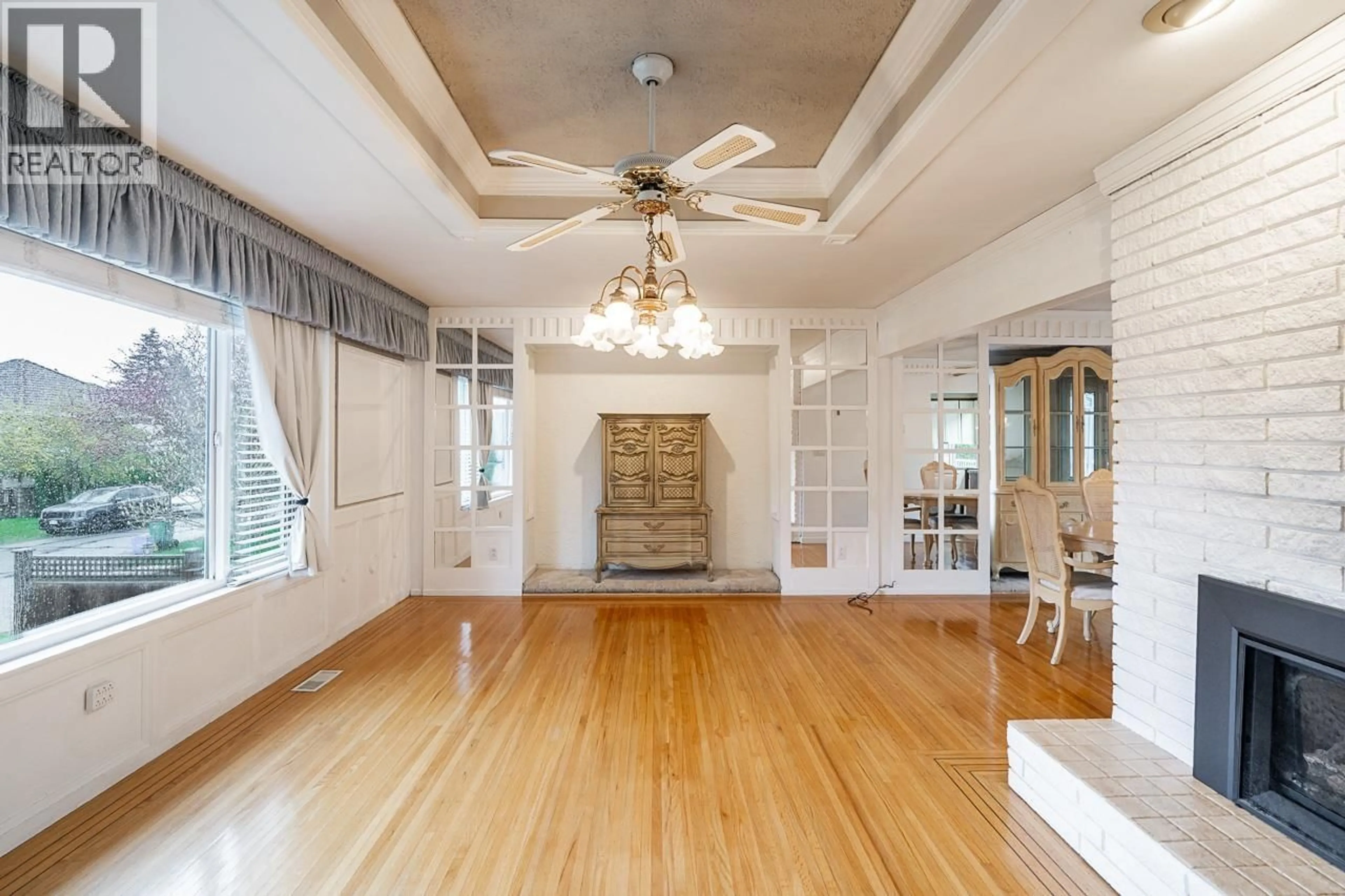 Indoor foyer for 8651 KILGOUR PLACE, Richmond British Columbia V7C3P9