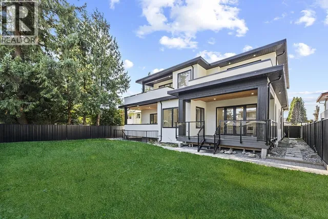 687 FOLSOM STREET, Coquitlam 3