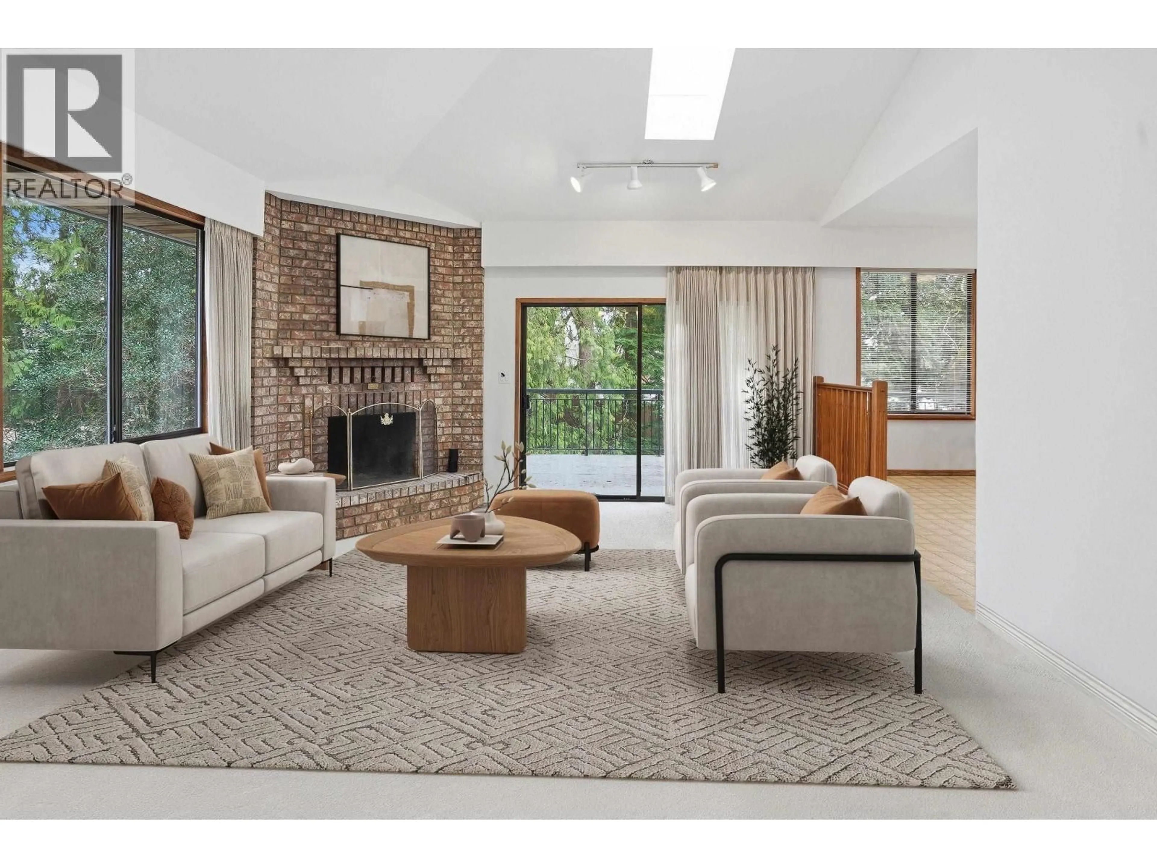 Living room with furniture, unknown for 2030 JORDAN DRIVE, Burnaby British Columbia V5B4E8