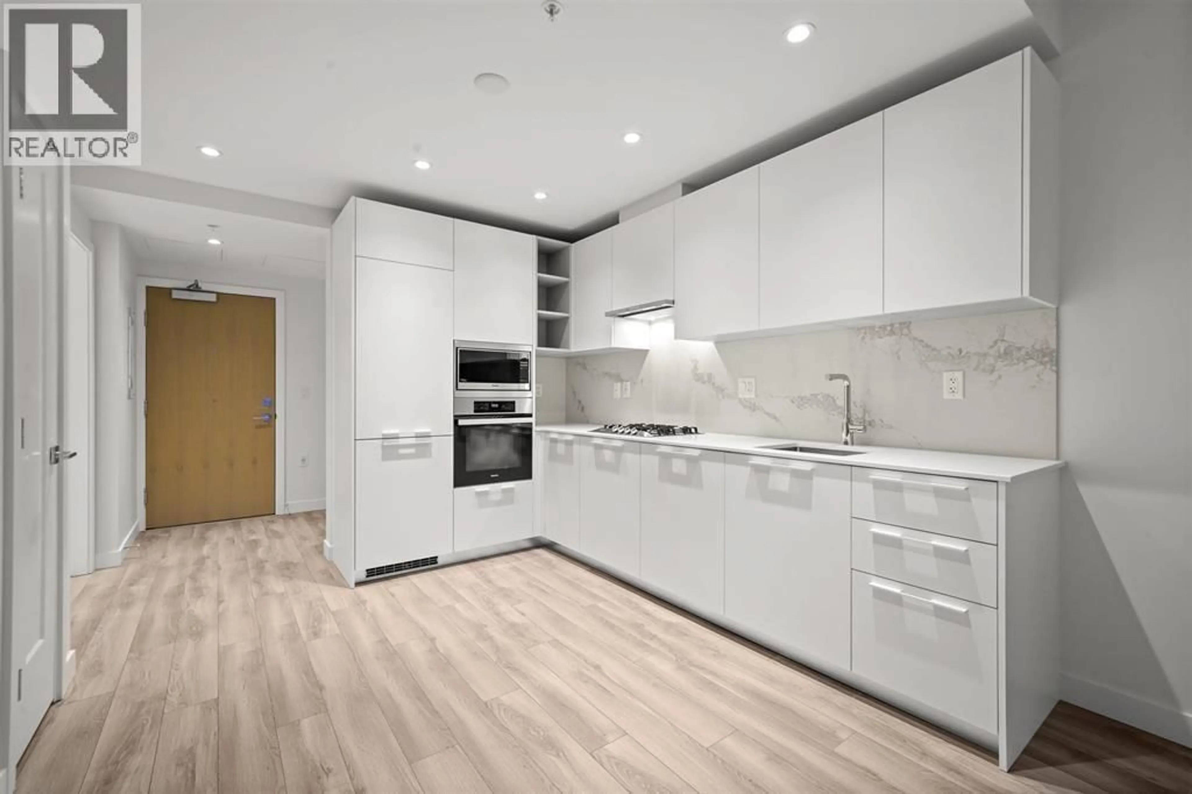 Standard kitchen, unknown for 2503 - 6699 DUNBLANE AVENUE, Burnaby British Columbia V5H0J8