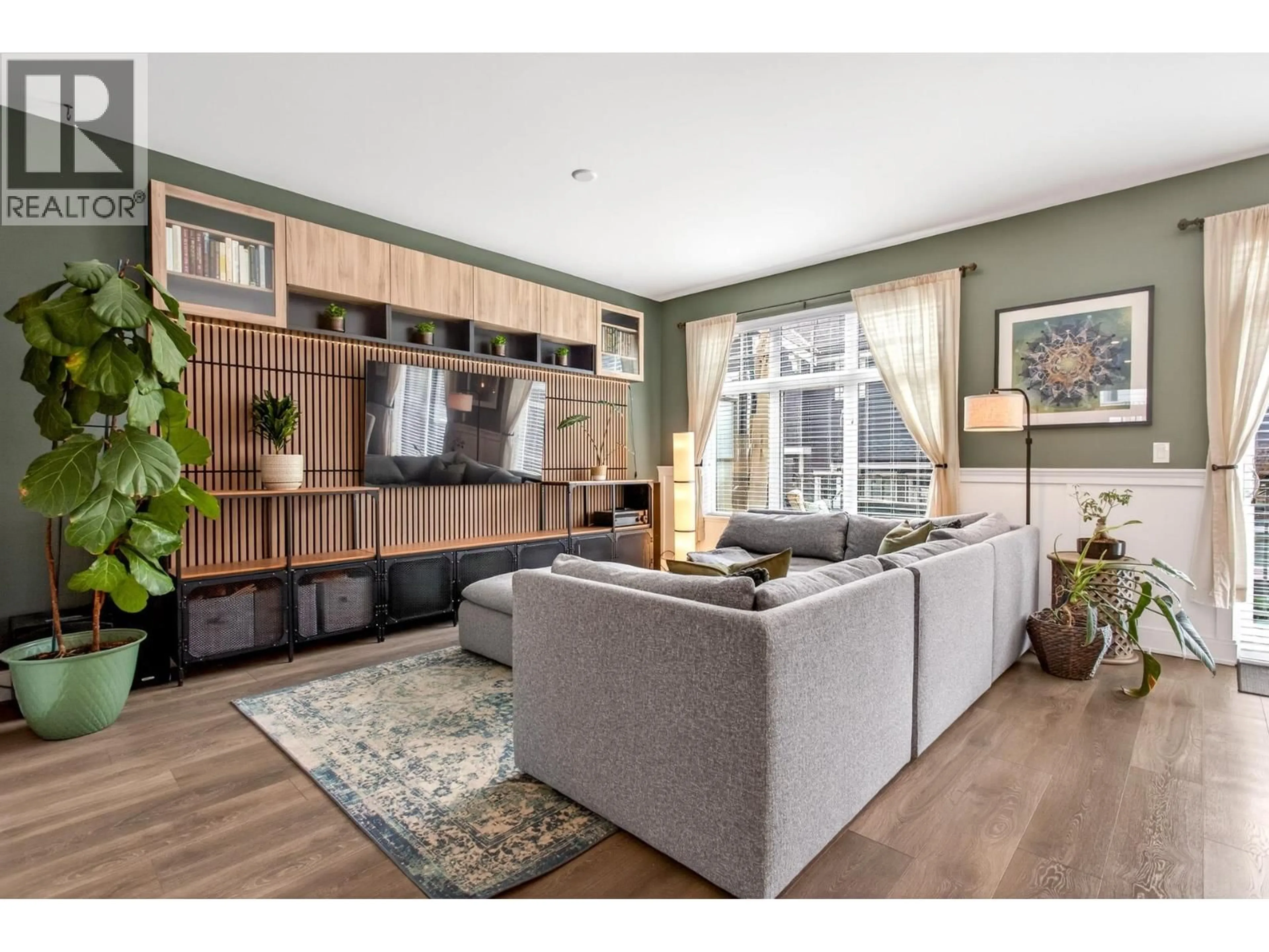 Living room with furniture, wood/laminate floor for 164 - 1290 MITCHELL STREET, Coquitlam British Columbia V3E0N9