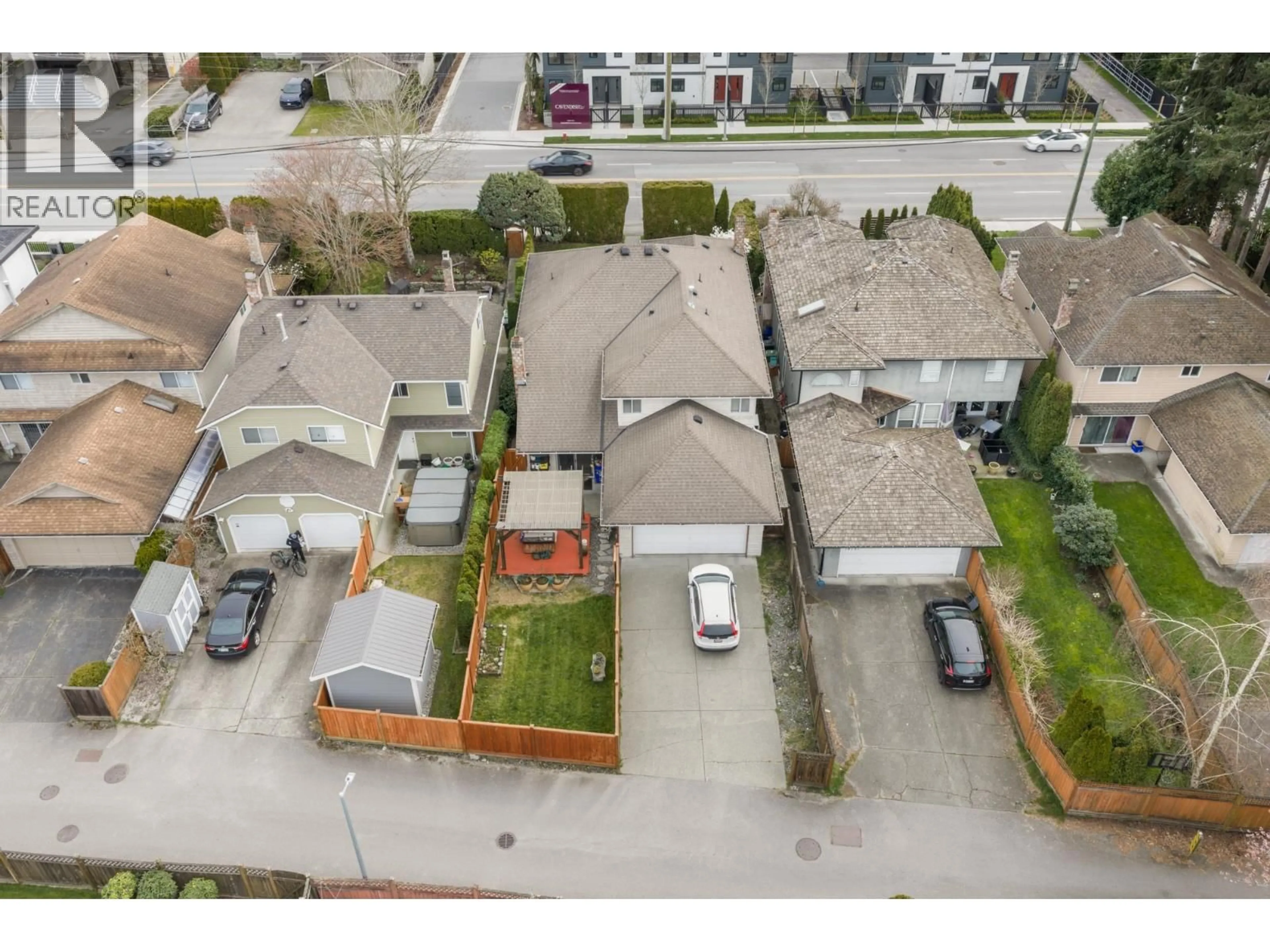 A pic from outside/outdoor area/front of a property/back of a property/a pic from drone, street for 10135 NO. 1 ROAD, Richmond British Columbia V7E1S1