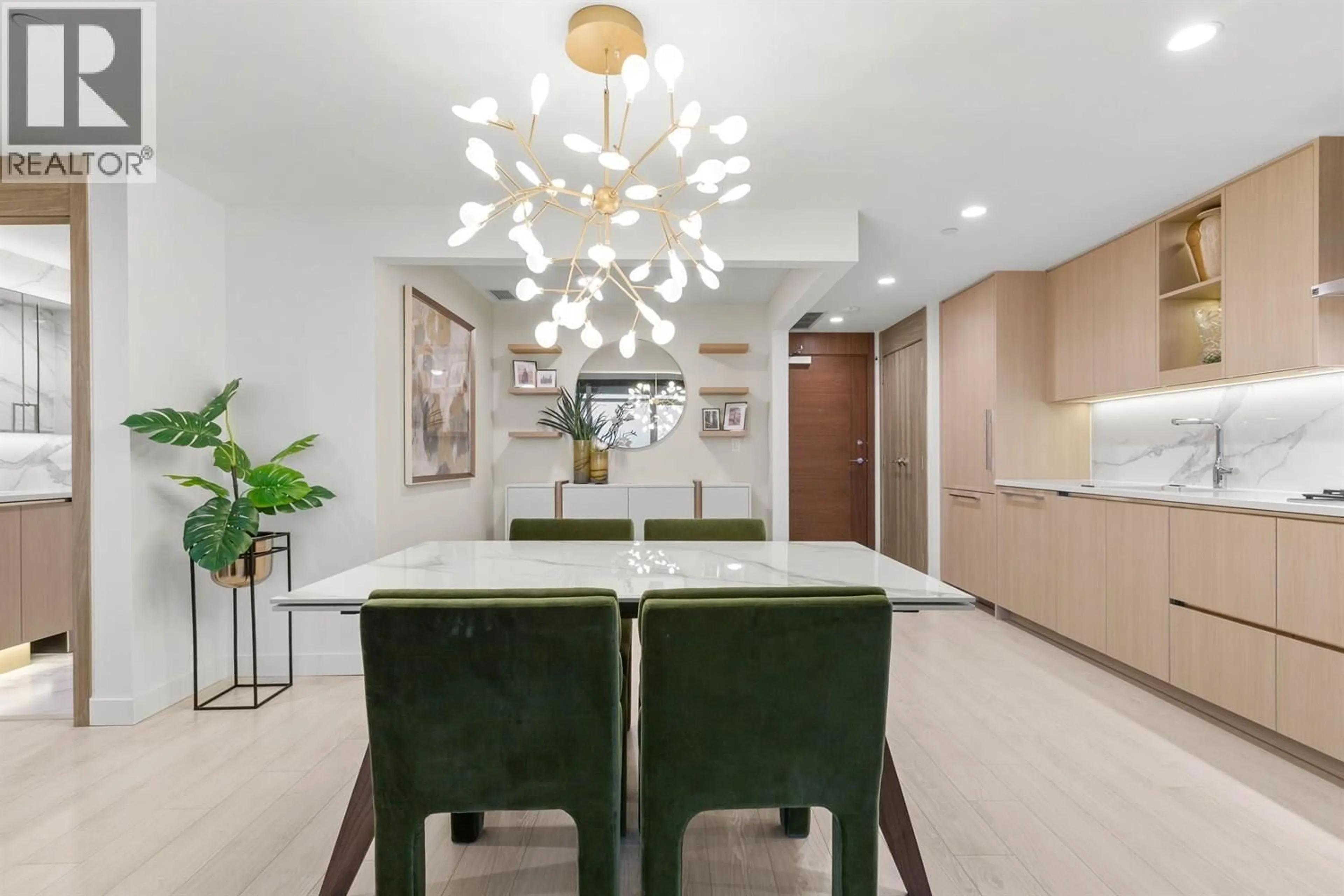 Dining room, unknown for 3203 - 4880 LOUGHEED HIGHWAY, Burnaby British Columbia V5C0N1