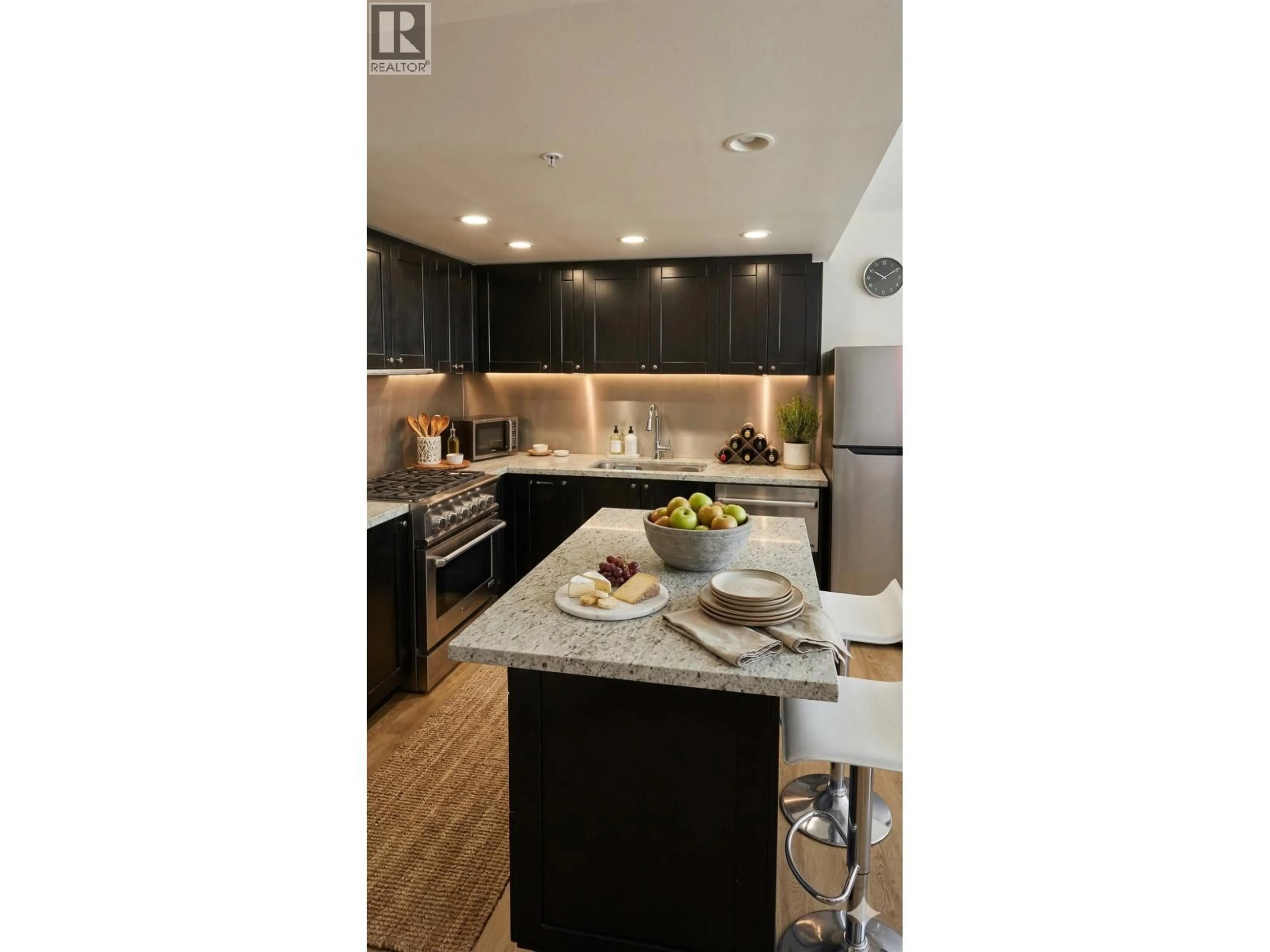 Contemporary kitchen, ceramic/tile floor for 804 - 1133 HOMER STREET, Vancouver British Columbia V6B0B1