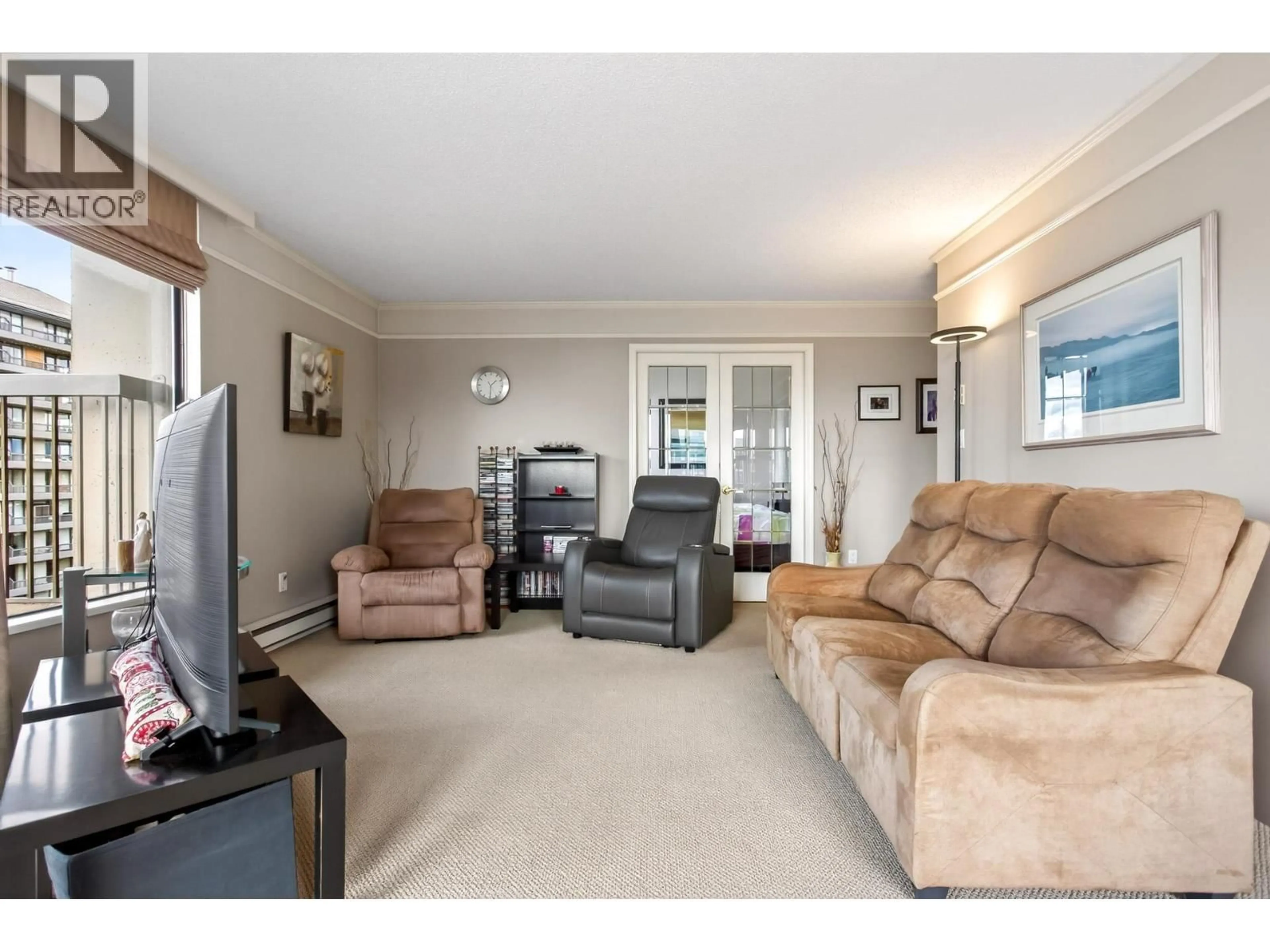 Living room with furniture, unknown for 1608 - 2041 BELLWOOD AVENUE, Burnaby British Columbia V5B4V5