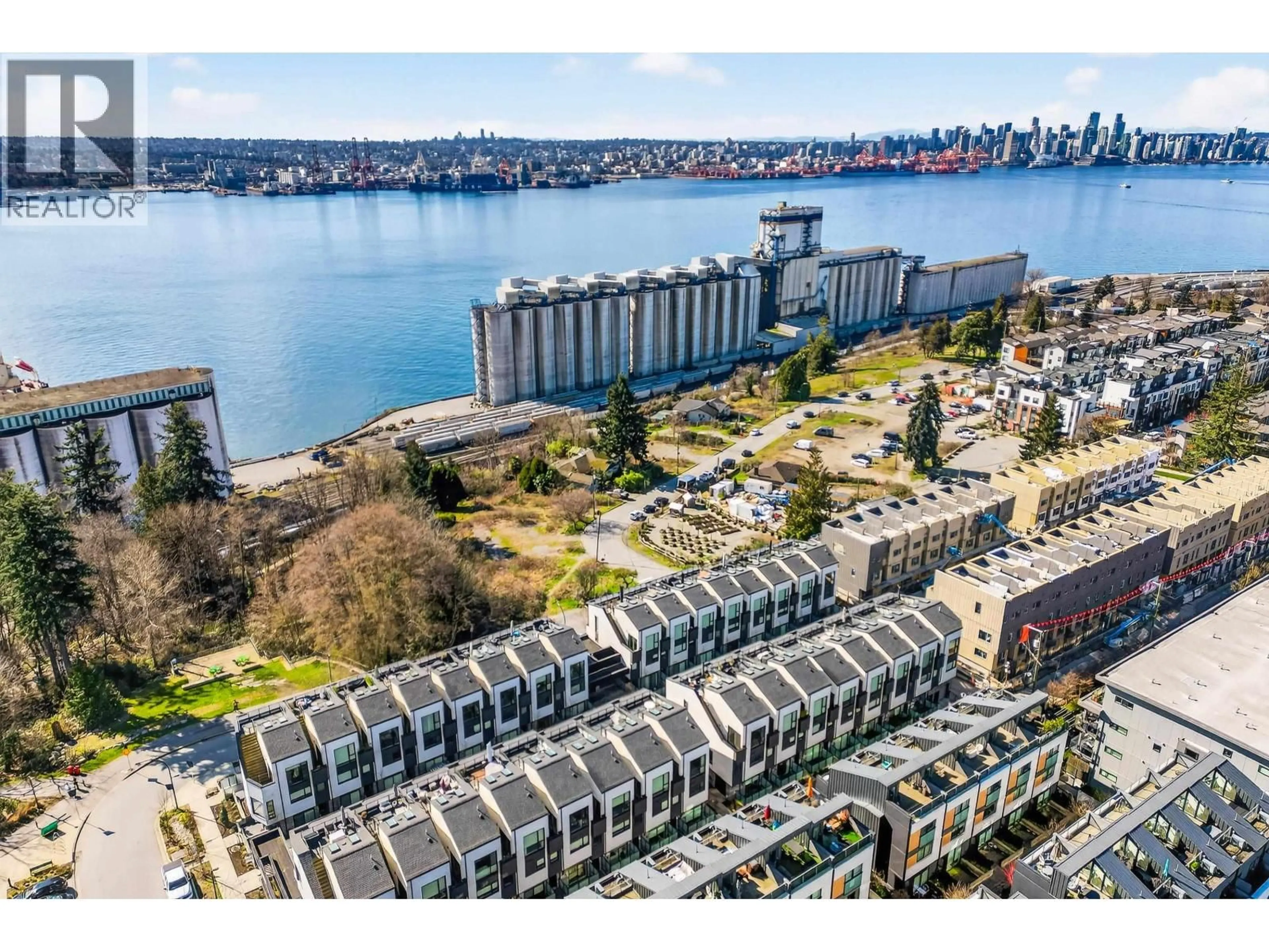 A pic from outside/outdoor area/front of a property/back of a property/a pic from drone, water/lake/river/ocean view for 225 - 650 2ND STREET, North Vancouver British Columbia V7L1G8