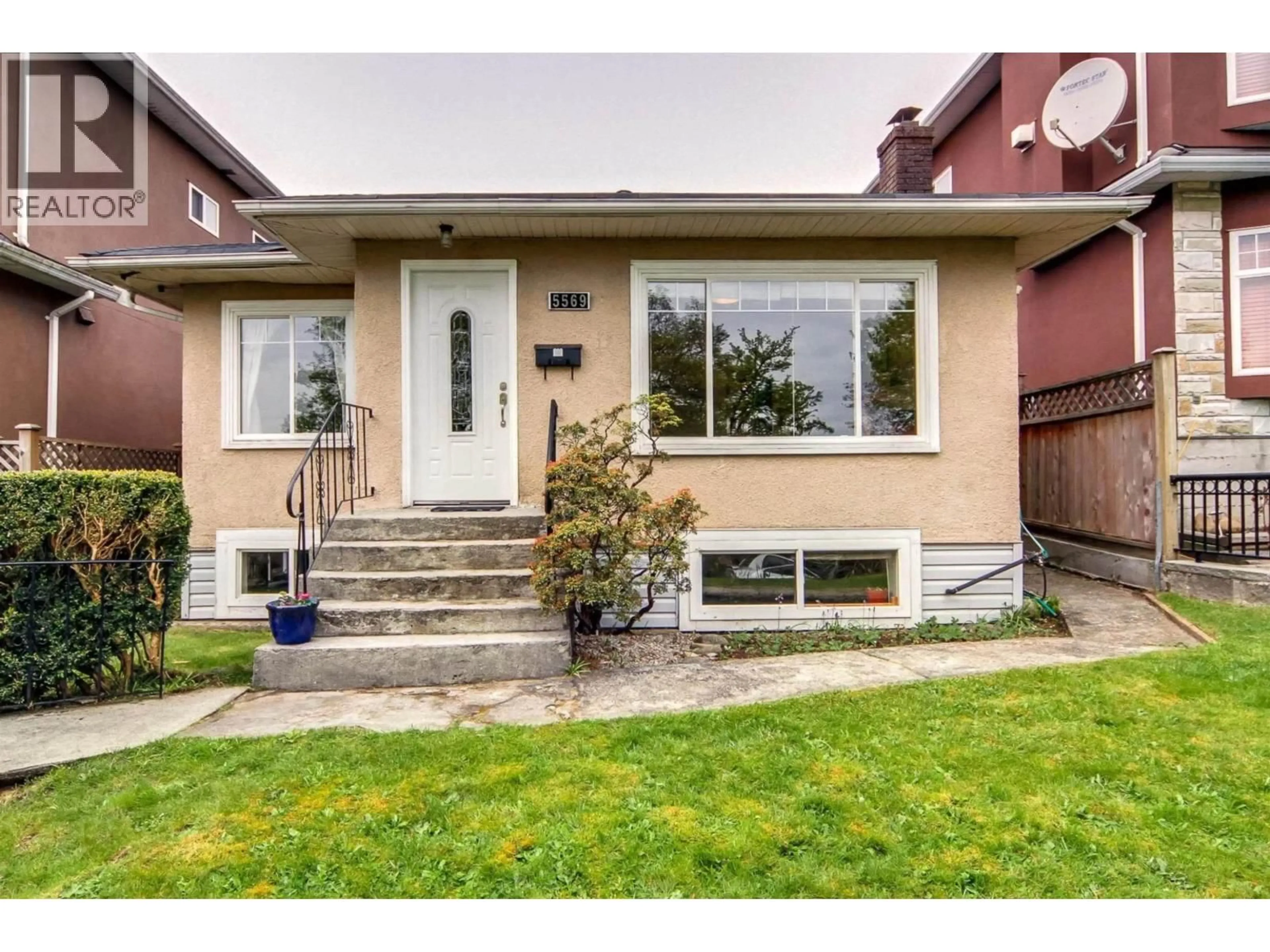 Home with brick exterior material, street for 5569 CULLODEN STREET, Vancouver British Columbia V5W3R9