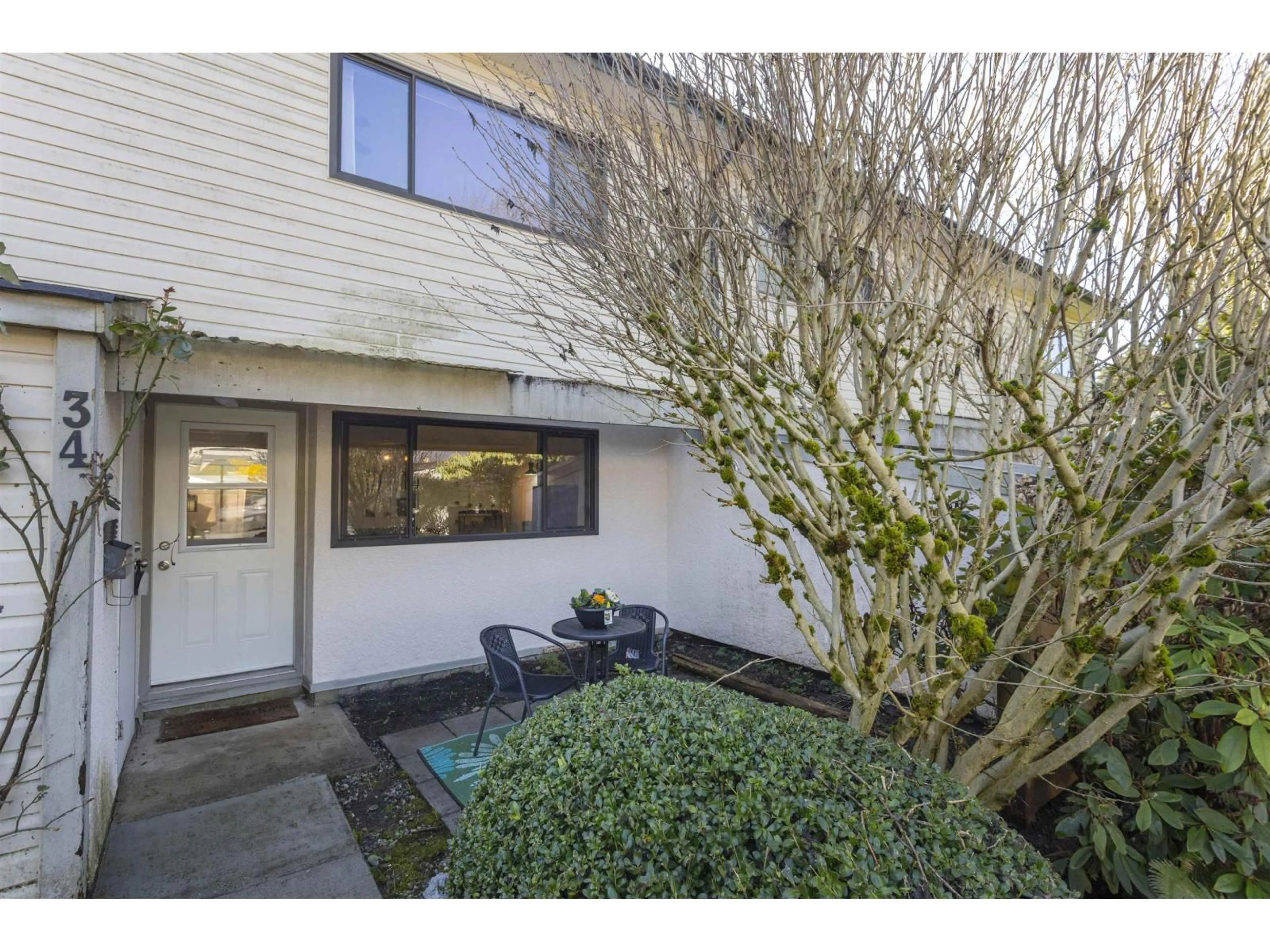 Patio, street for 34 - 5231 204 STREET, Langley British Columbia V3A5X1