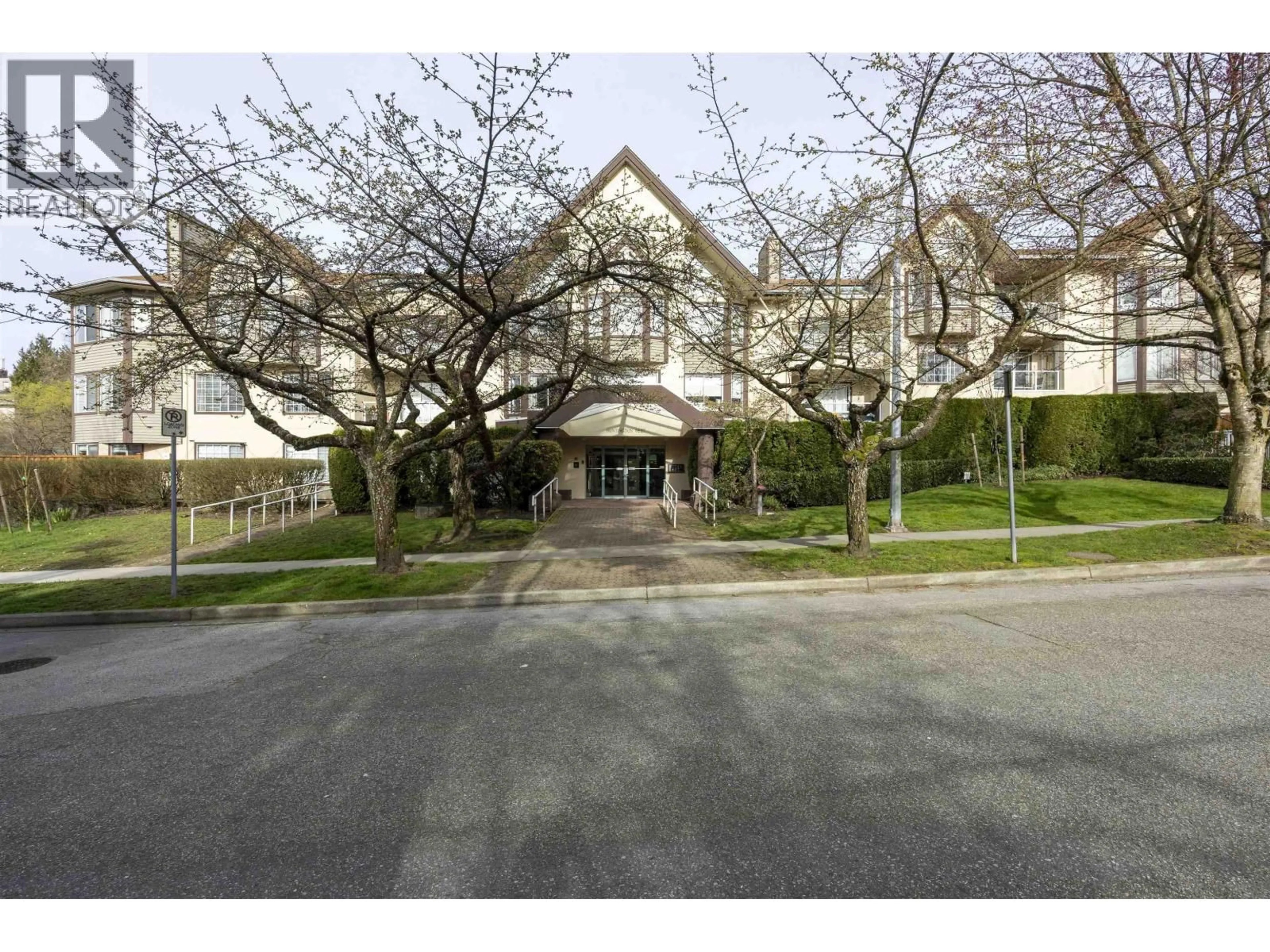 Unknown for 304 - 1009 HOWAY STREET, New Westminster British Columbia V3M6R1