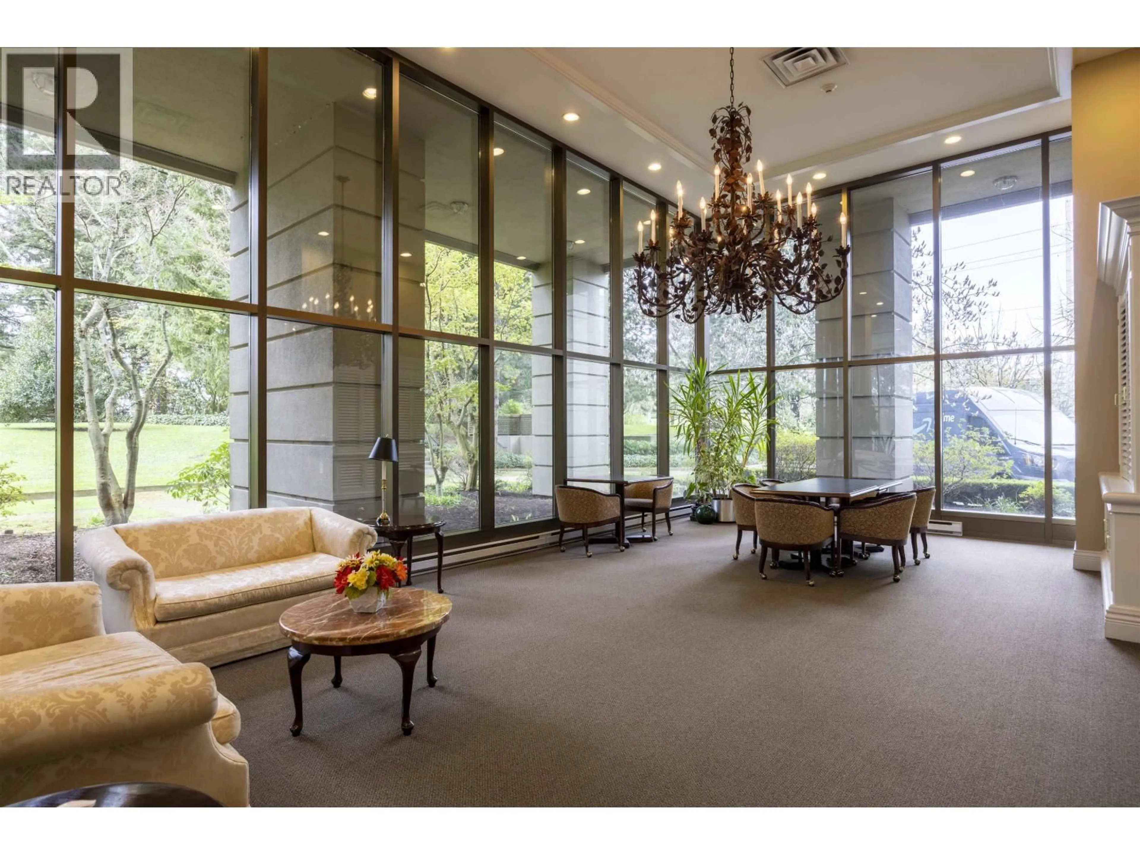 Indoor foyer for 901 - 6888 STATION HILL DRIVE, Burnaby British Columbia V3N4X5