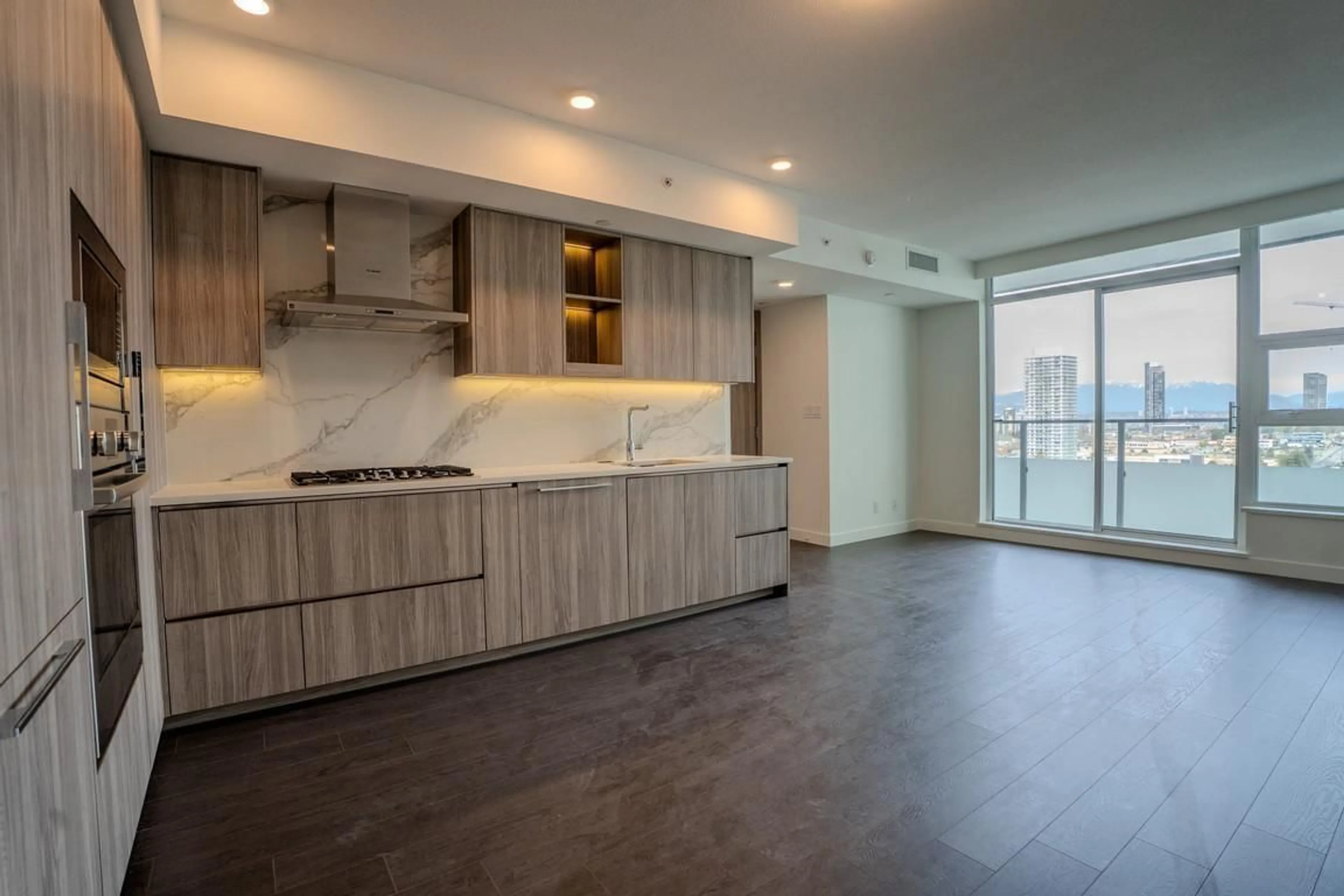 Open concept kitchen, unknown for 2509 - 13768 100 AVENUE, Surrey British Columbia V3T0V2