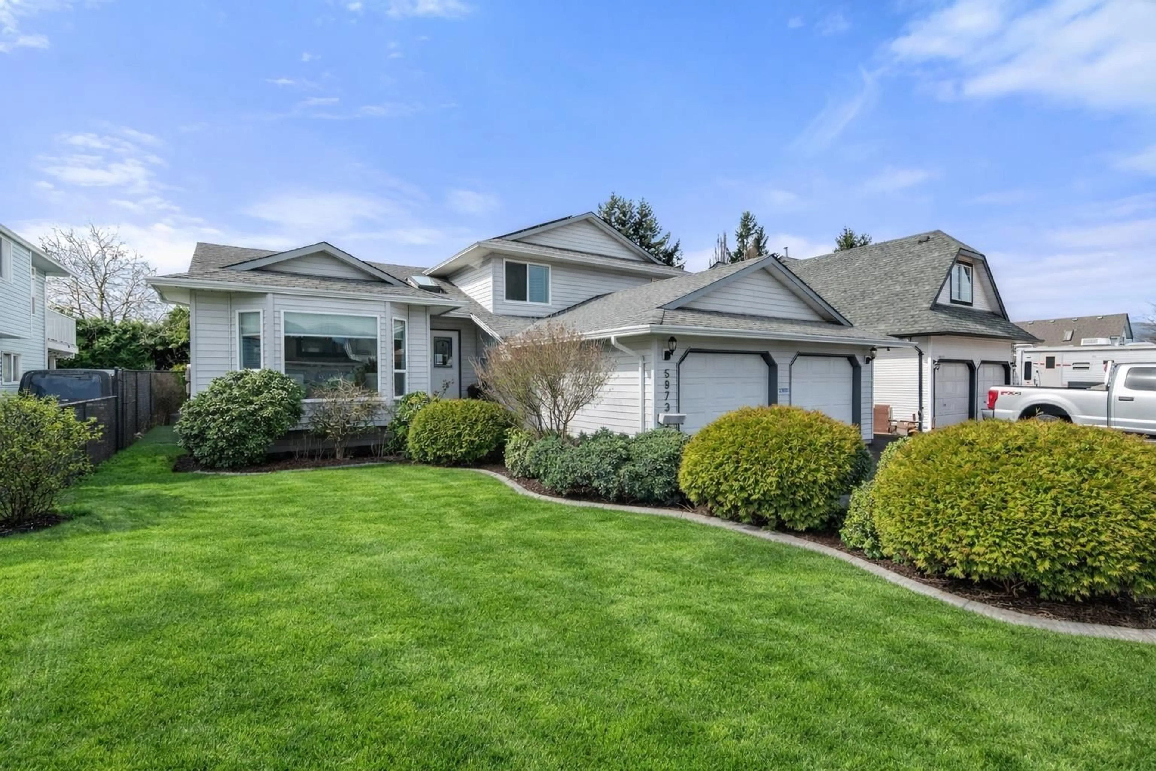Home with vinyl exterior material, street for 5973 GLENDALE DRIVE, Chilliwack British Columbia V2R3A5