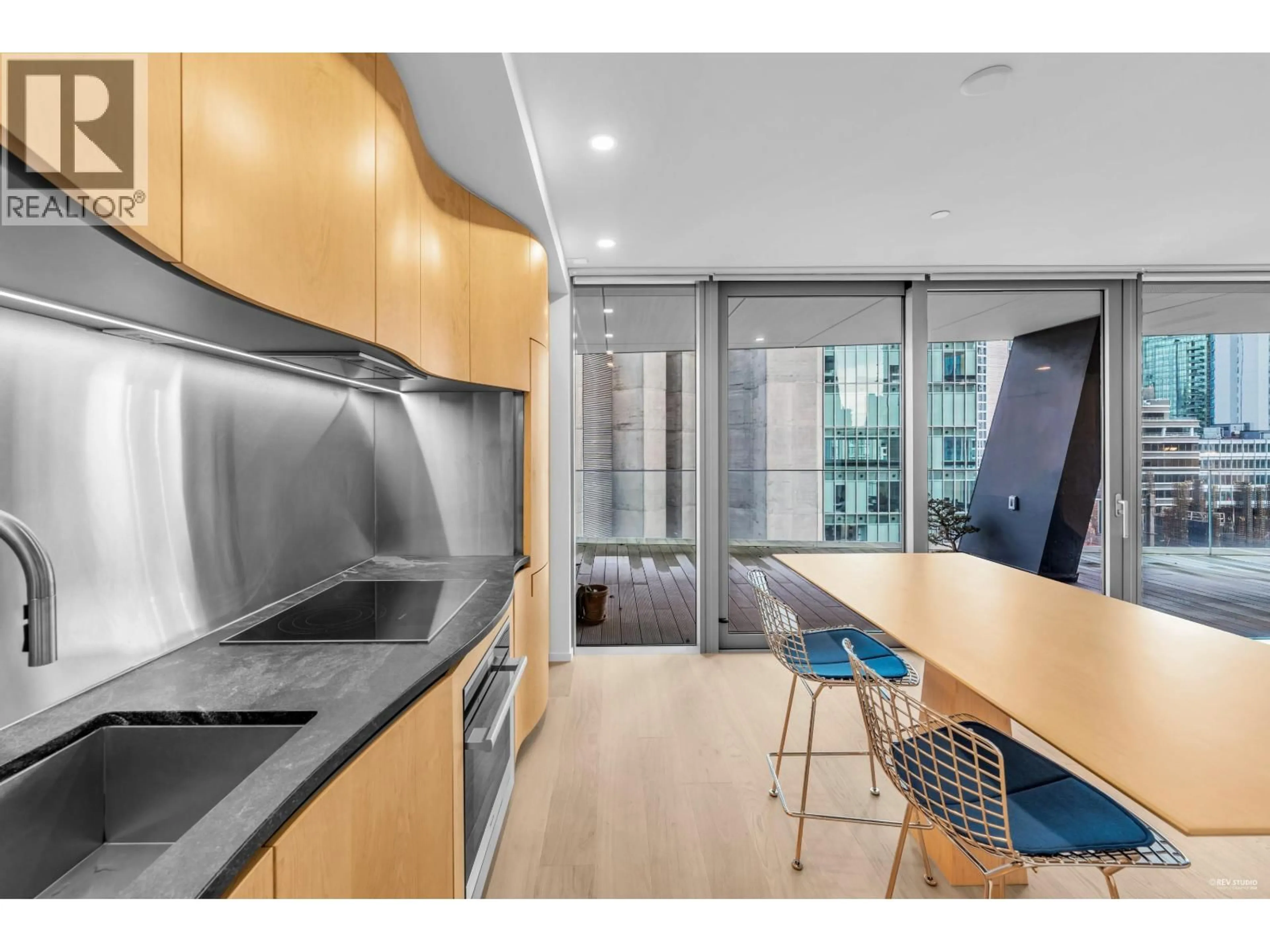 Unknown for 804 - 1568 ALBERNI STREET, Vancouver British Columbia V6G0E3