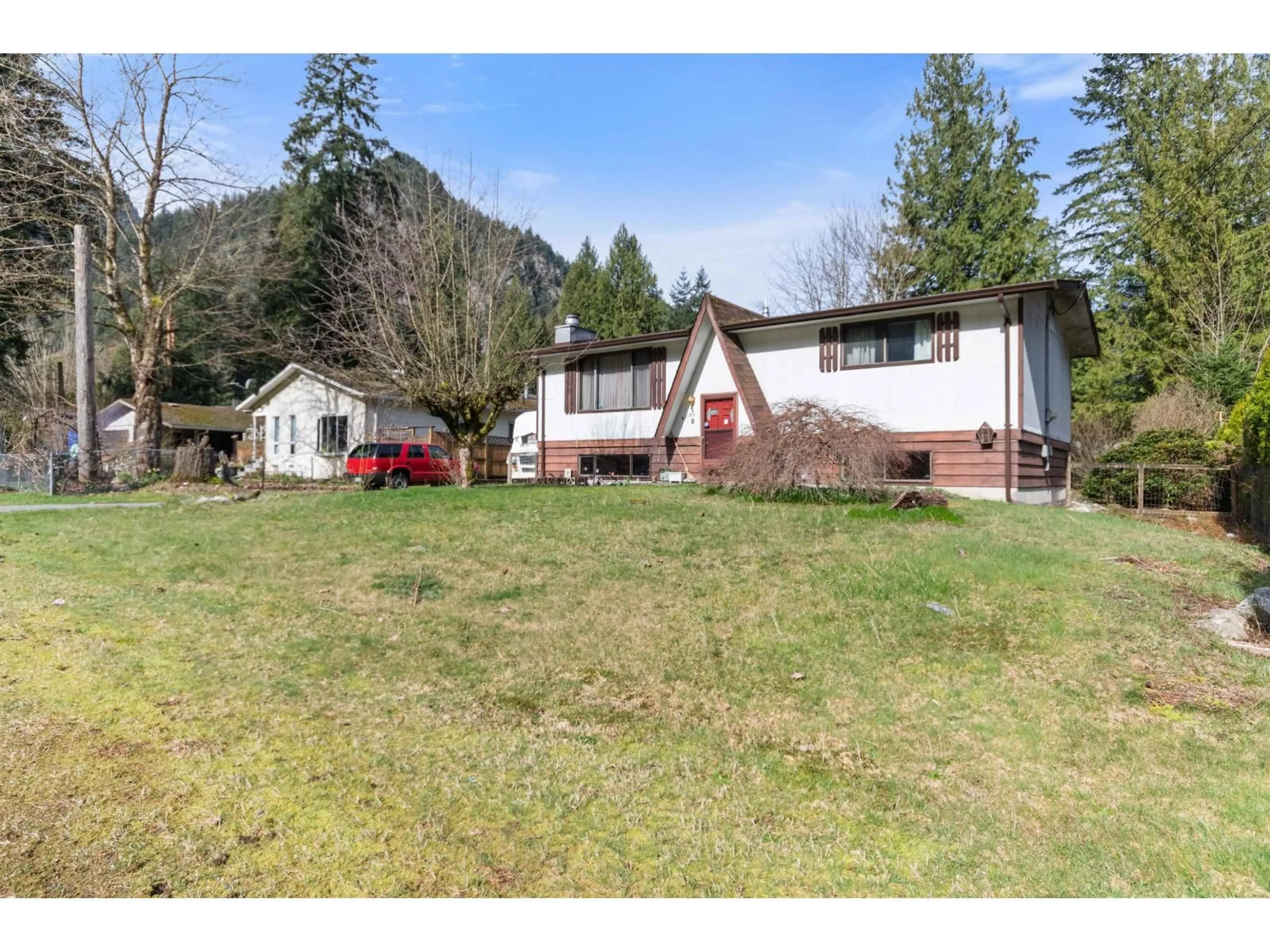 A pic from outside/outdoor area/front of a property/back of a property/a pic from drone, mountain view for 63785 OLD YALE ROAD, Hope British Columbia V0X1L2