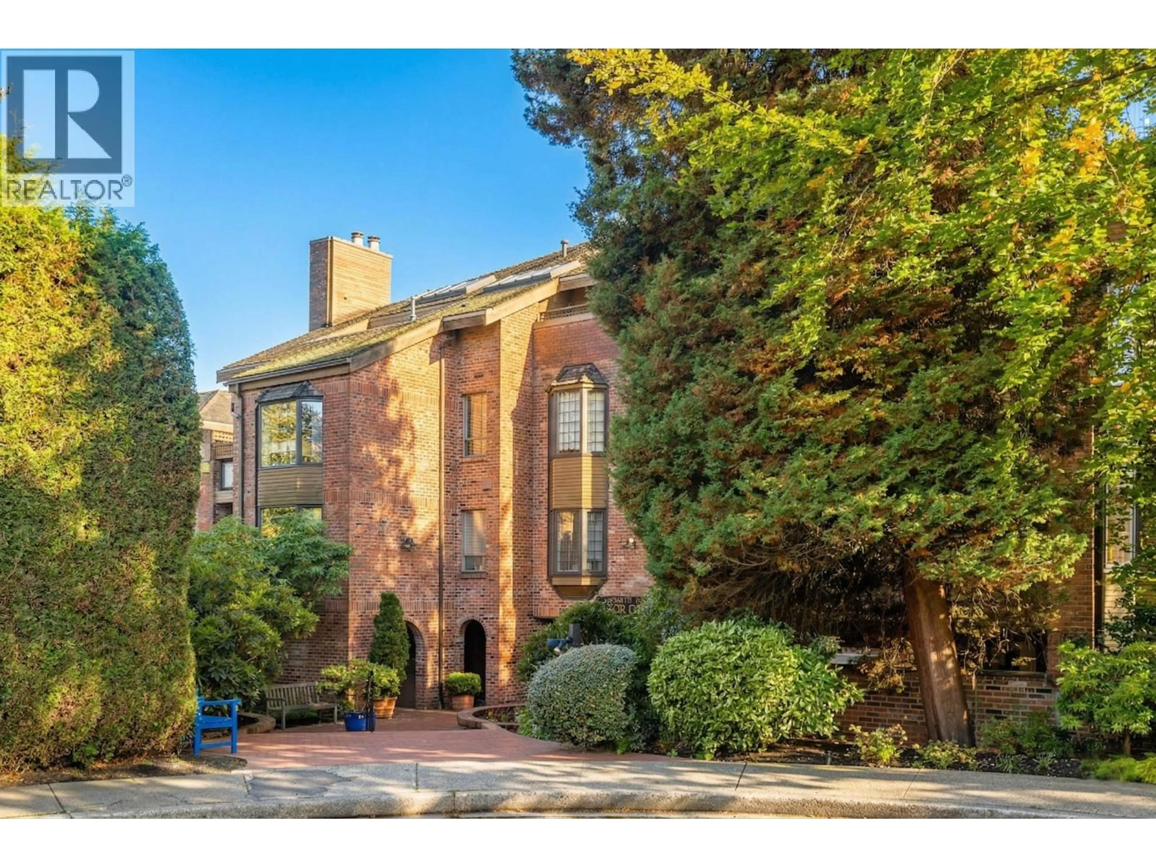 Home with brick exterior material, street for 408 - 2320 40TH AVENUE, Vancouver British Columbia V6M4H6