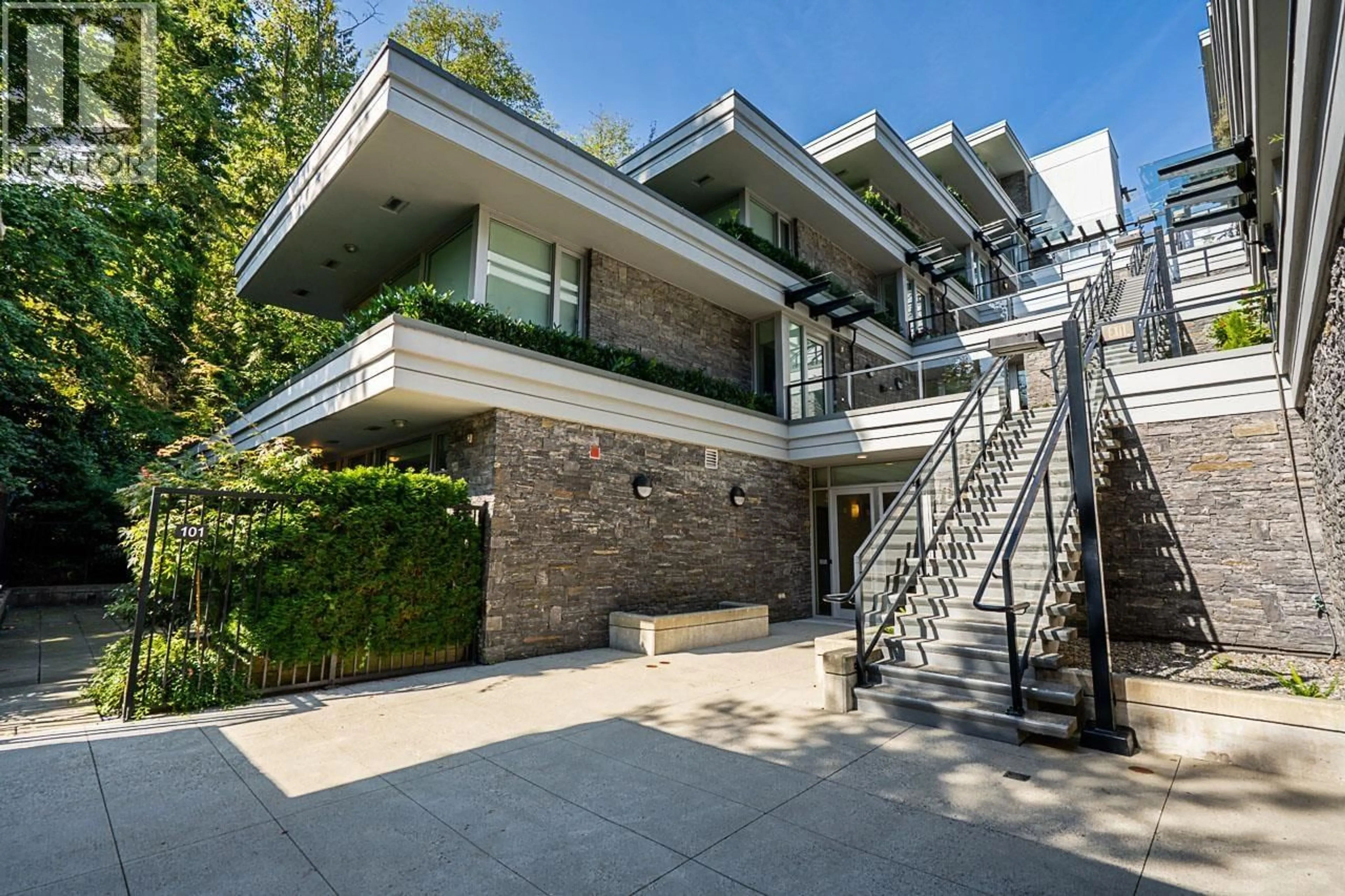 Unknown for 101 - 988 KEITH ROAD, West Vancouver British Columbia V7T1M3