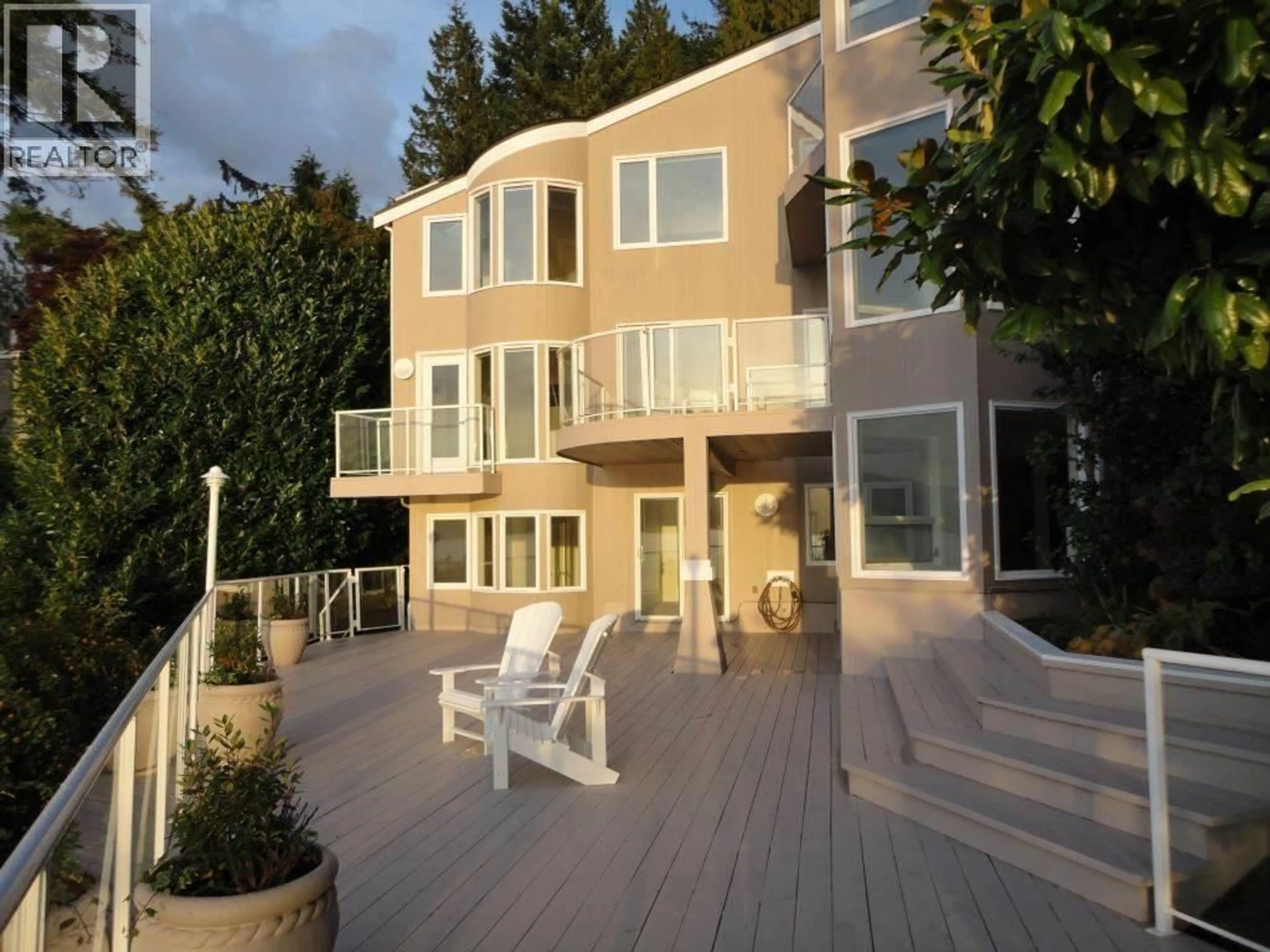 Patio, unknown for 8255 PASCO ROAD, West Vancouver British Columbia V7W2T5