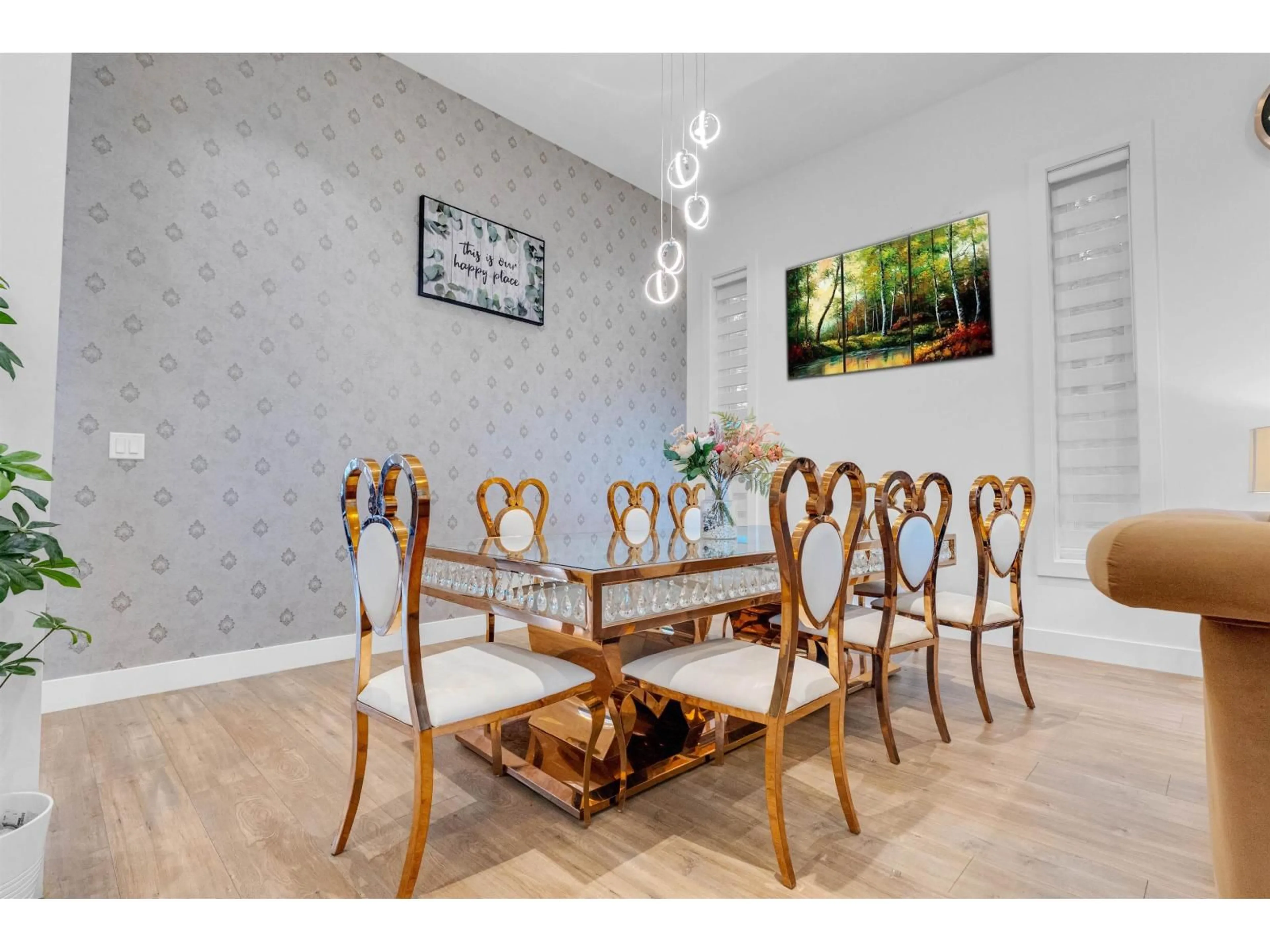 Dining room, wood/laminate floor for 13995 79A AVENUE, Surrey British Columbia V3W2Z5