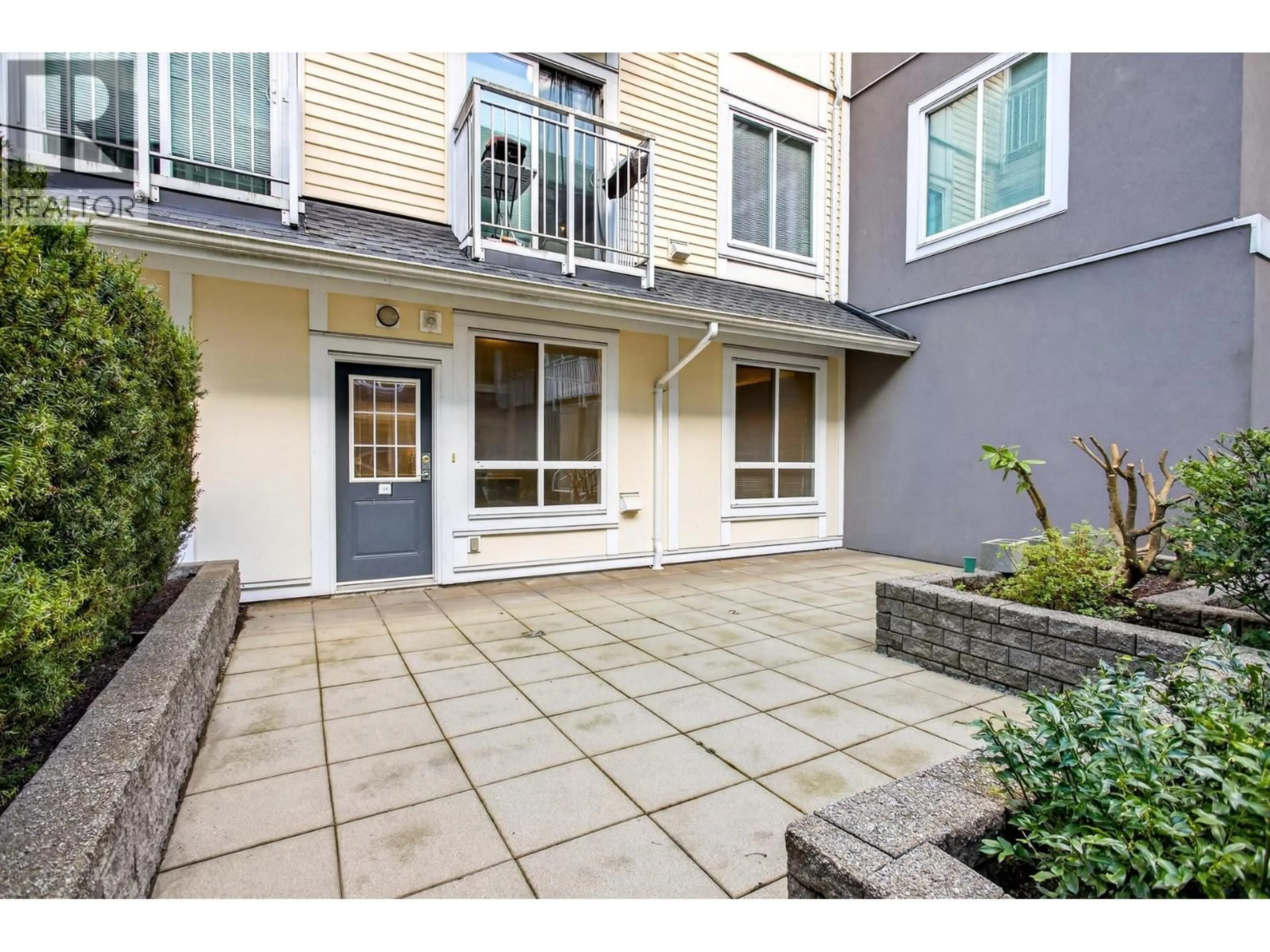 Patio, street for 8 - 6965 HASTINGS STREET, Burnaby British Columbia V5B1S9