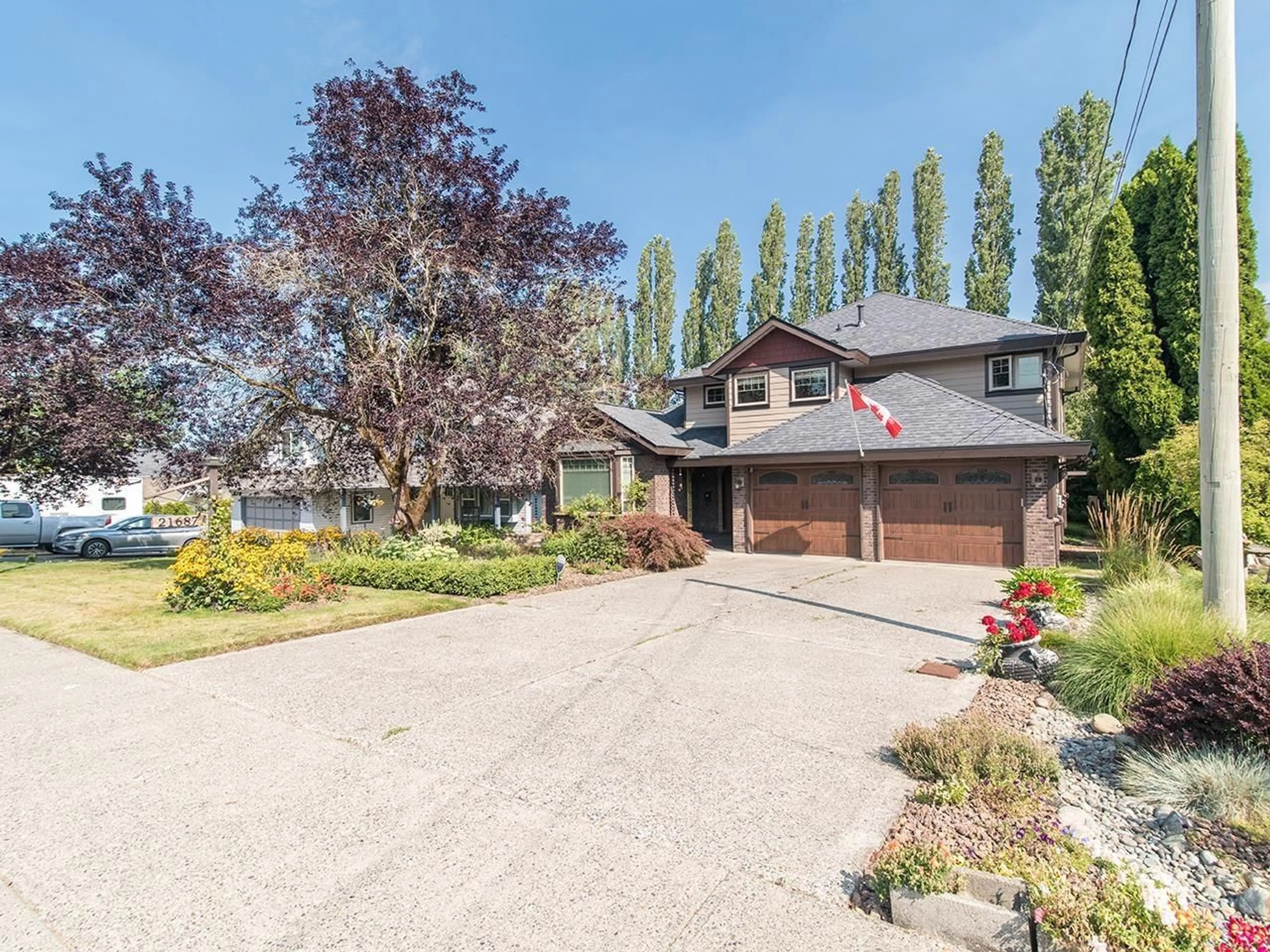 Unknown for 21687 48A AVENUE, Langley British Columbia V3A3P7