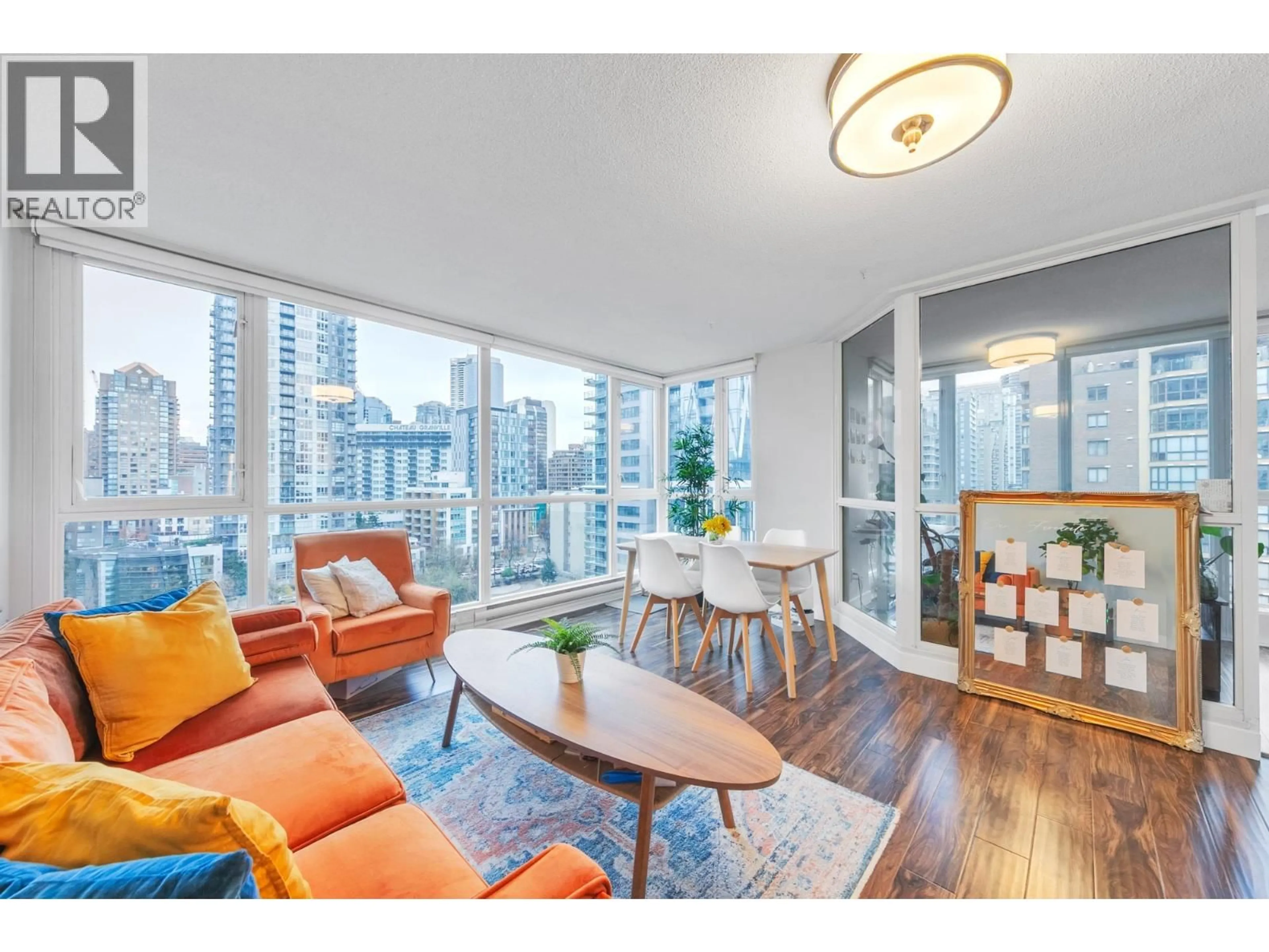 Living room with furniture, wood/laminate floor for 1003 - 1188 RICHARDS STREET, Vancouver British Columbia V6B3E6