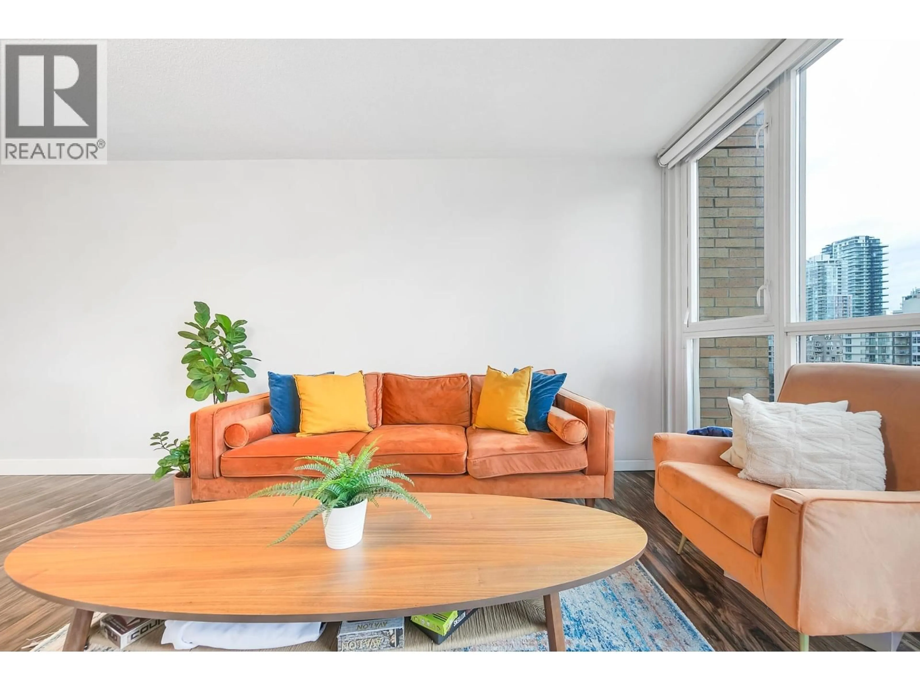 Living room with furniture, wood/laminate floor for 1003 - 1188 RICHARDS STREET, Vancouver British Columbia V6B3E6