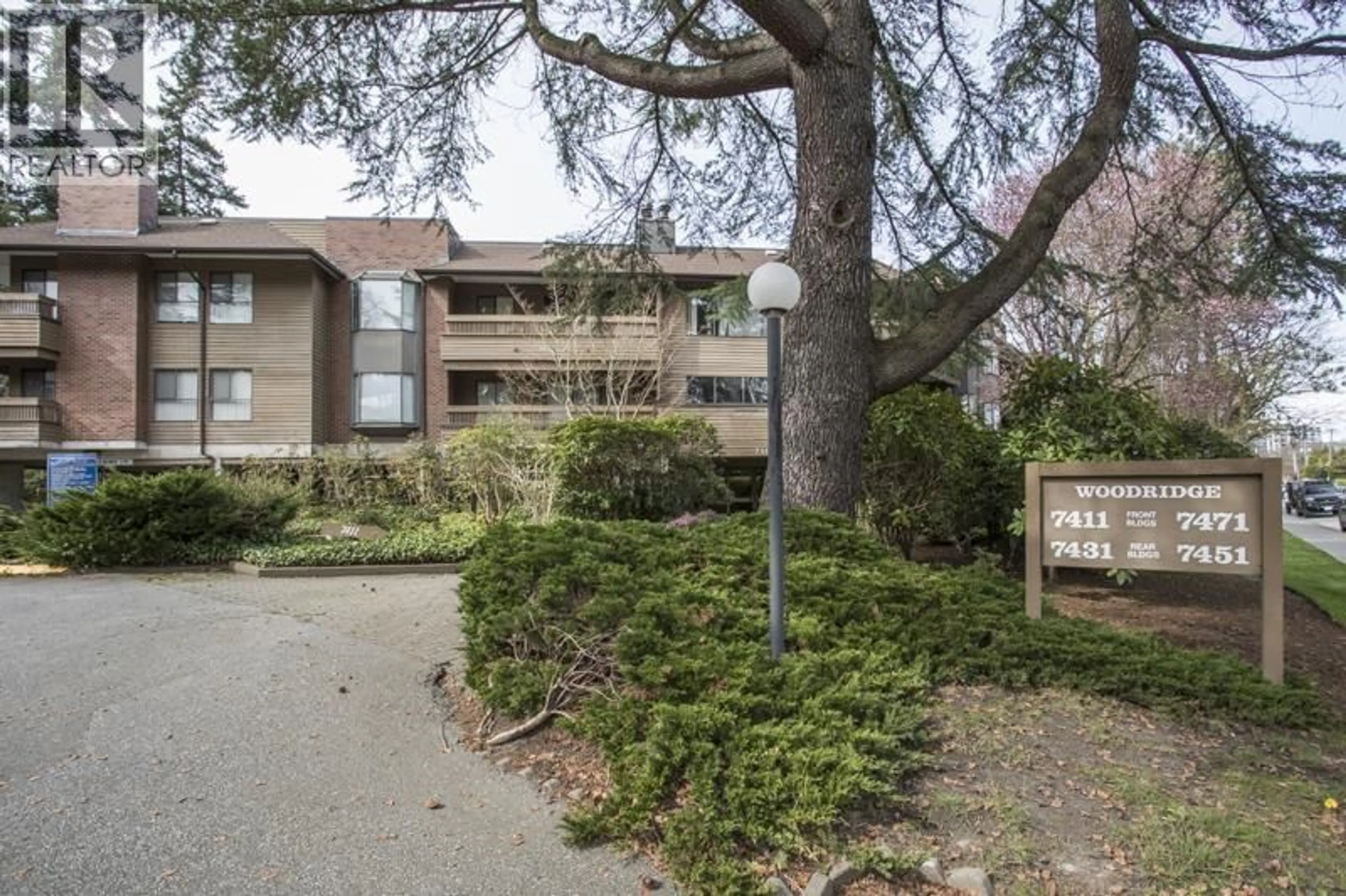 Patio, street for 214 - 7411 MINORU BOULEVARD, Richmond British Columbia V6Y1Z3