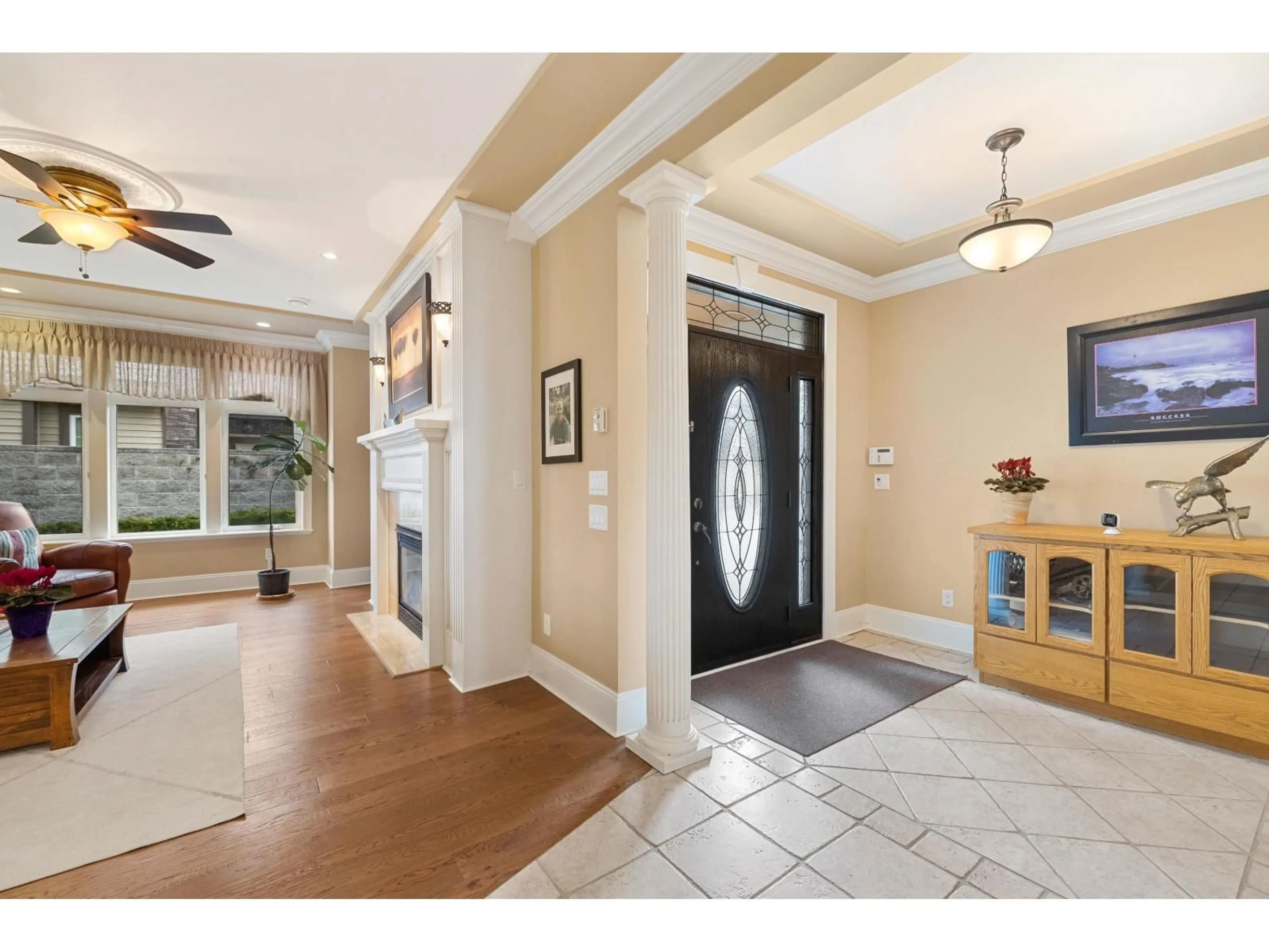 Indoor entryway for 27733 PORTER DRIVE, Abbotsford British Columbia V4X2S8