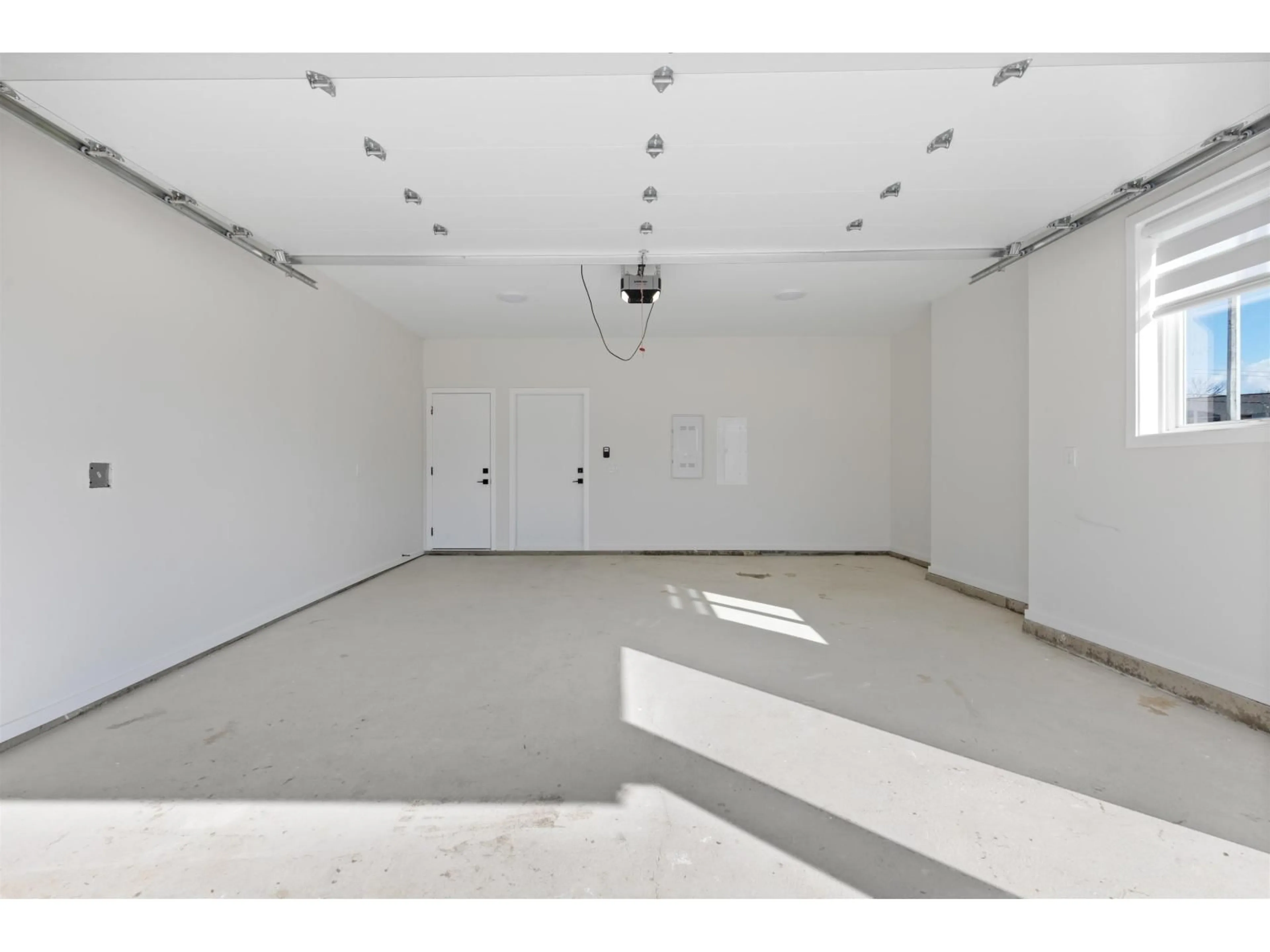 Unknown for 7 - 31981 CORAL AVENUE, Abbotsford British Columbia V2T2J9