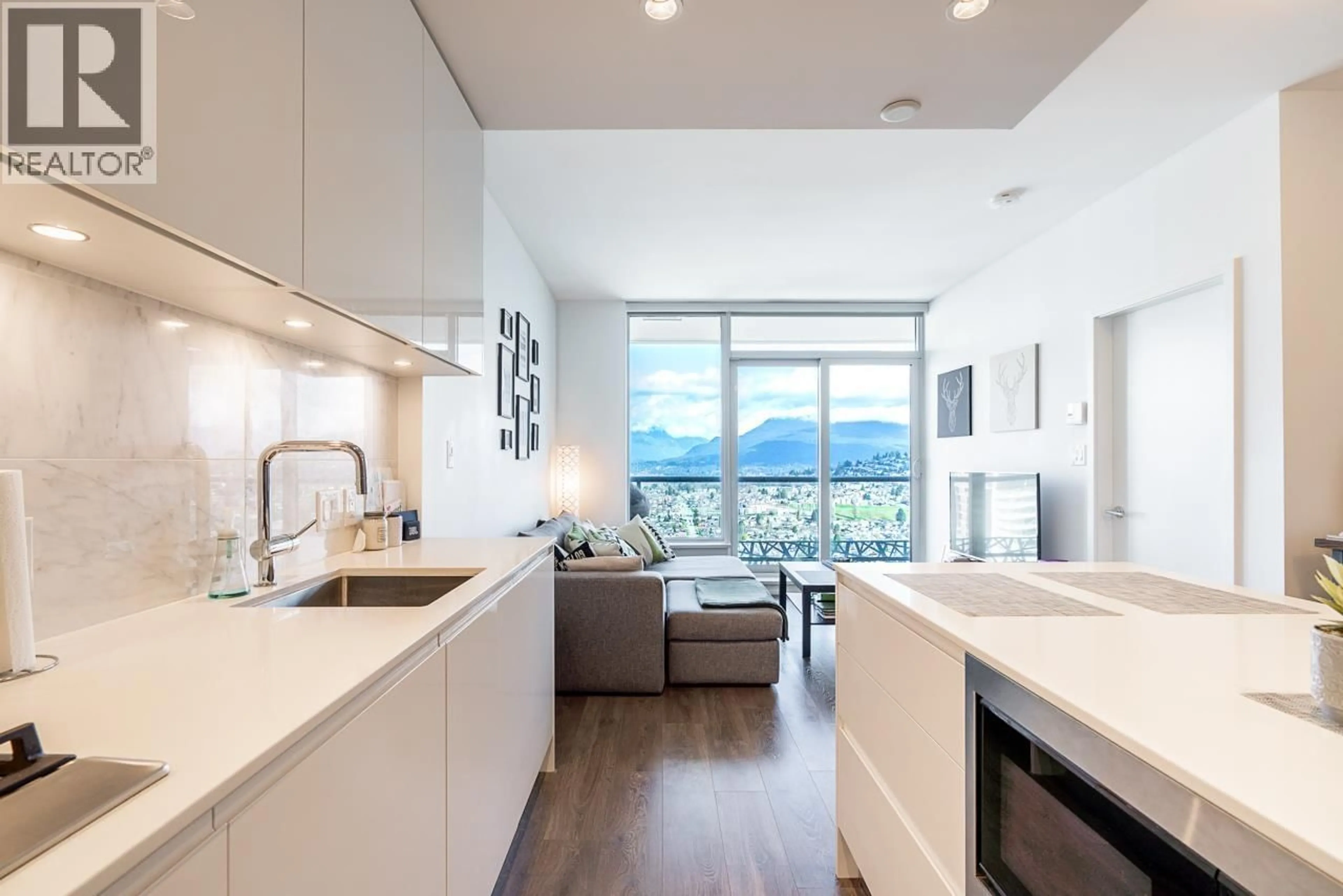 Open concept kitchen, unknown for 4210 - 1955 ALPHA WAY, Burnaby British Columbia V5C0K6